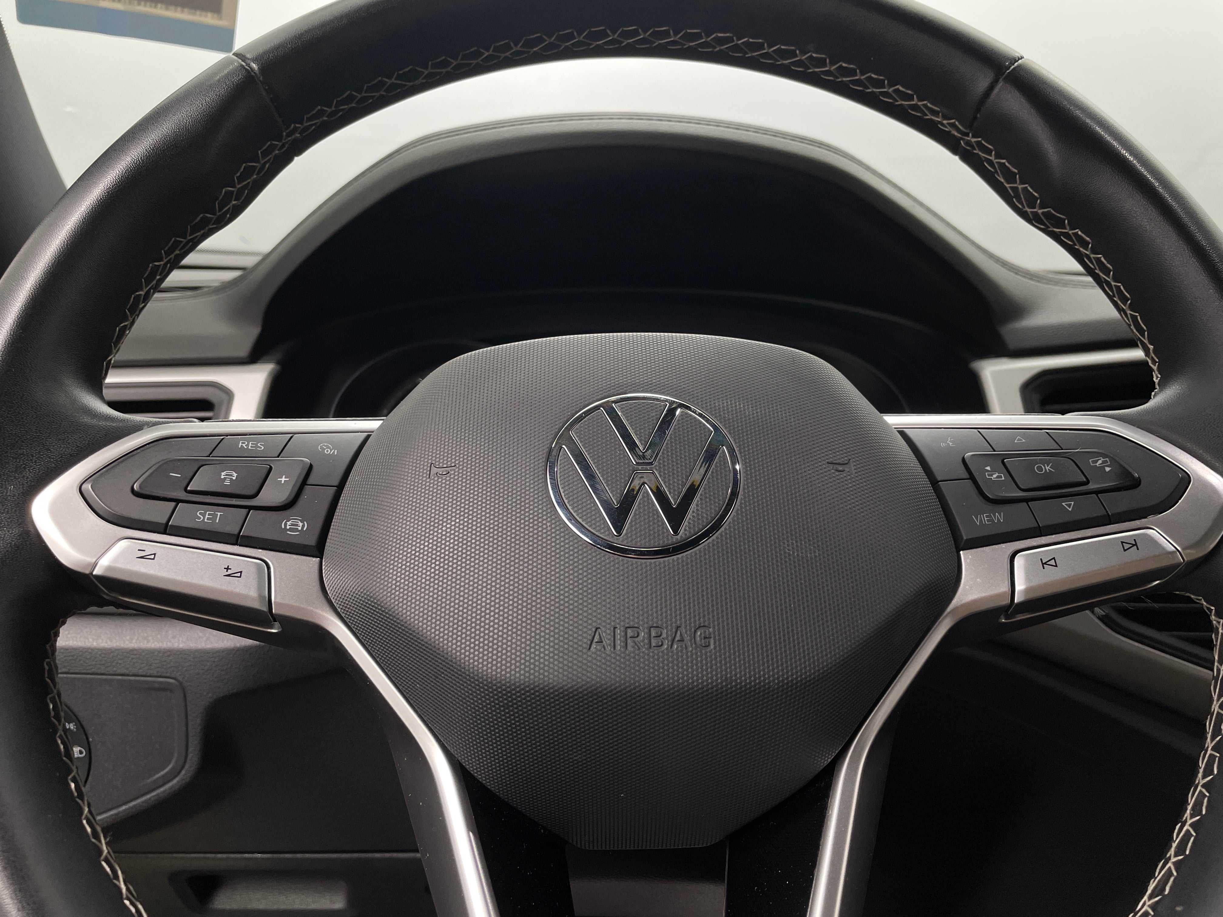 2021 Volkswagen Atlas SE 4