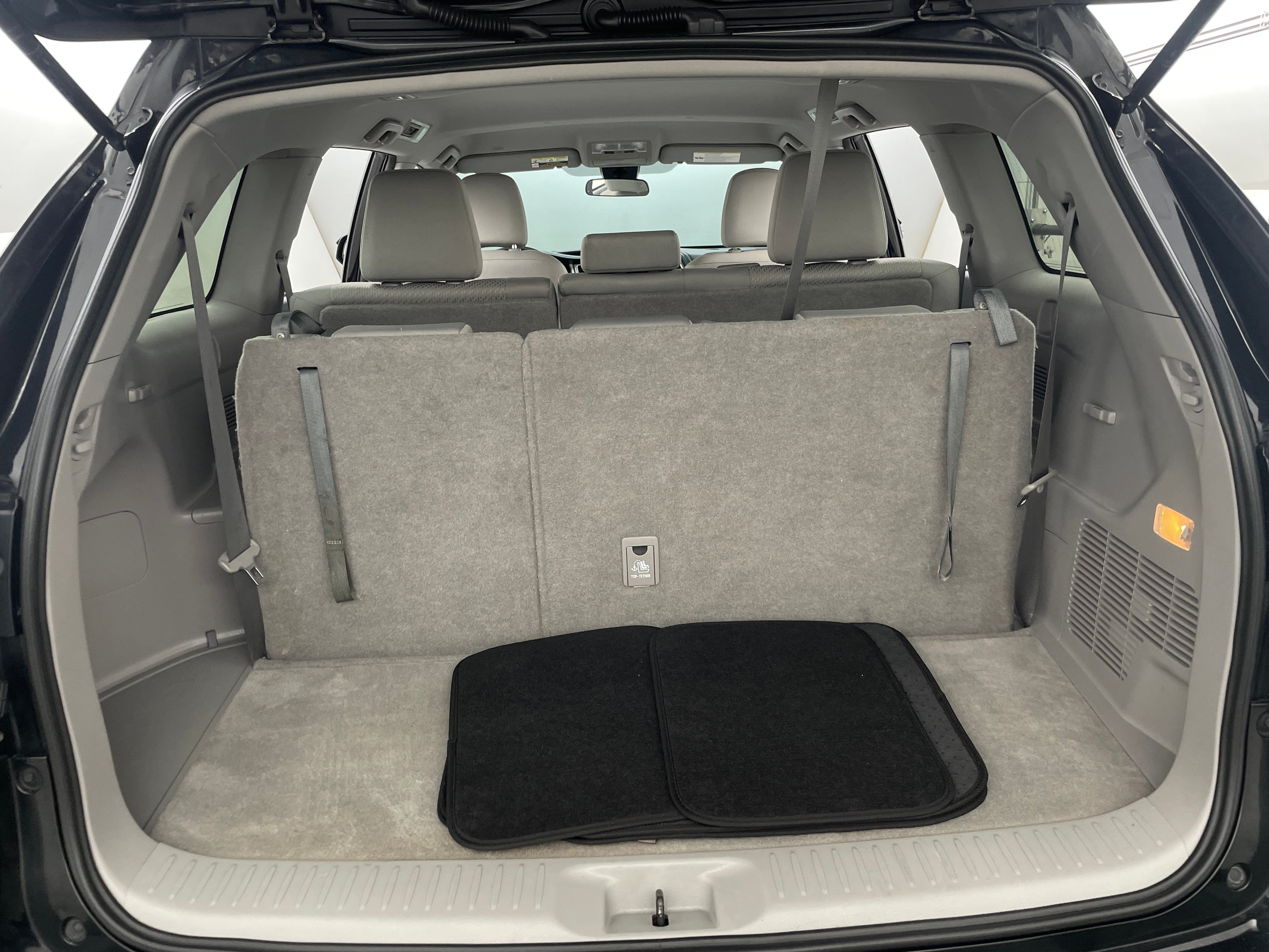 2018 Toyota Highlander LE 7