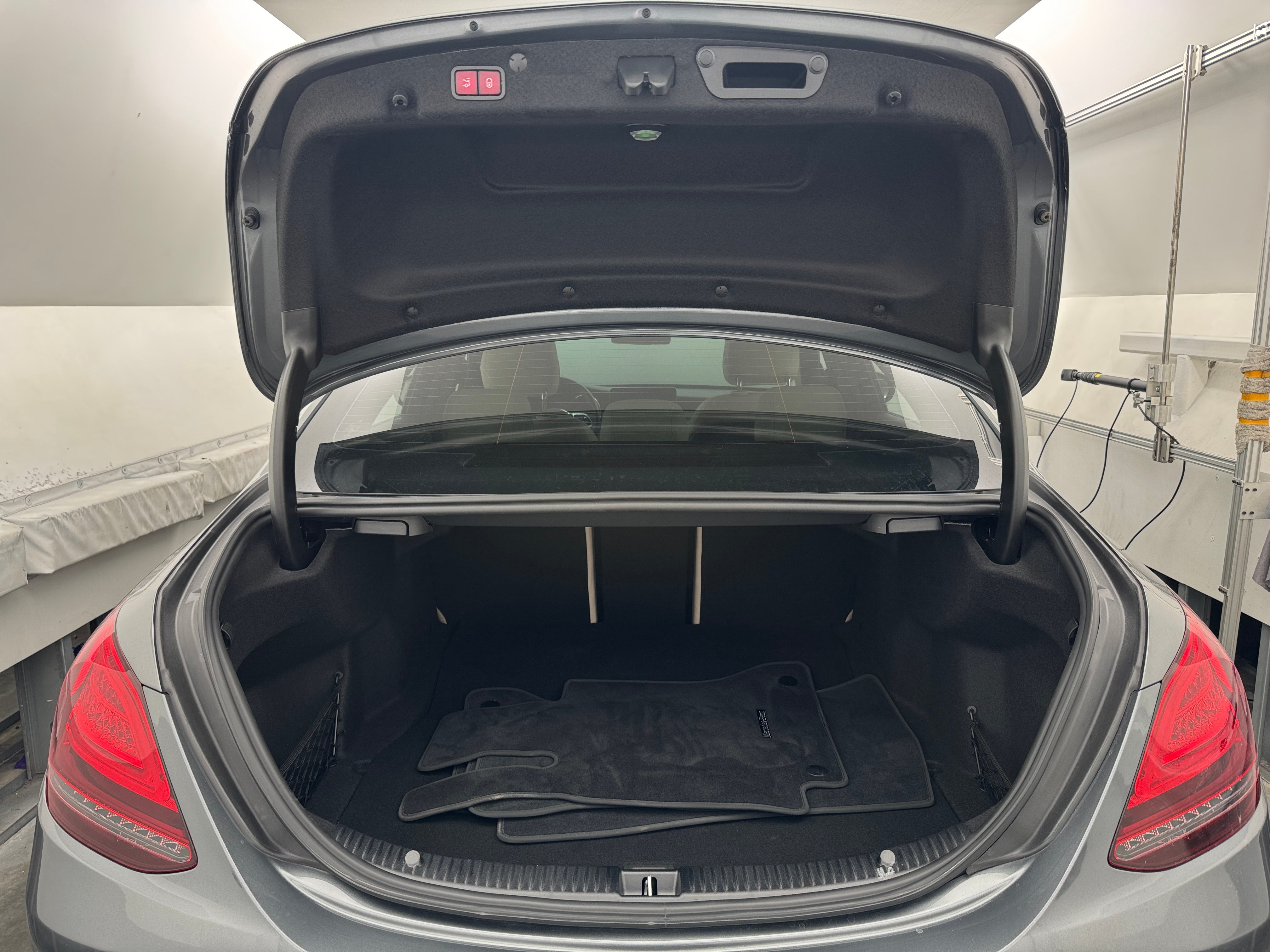 2020 Mercedes-Benz C-Class C 300 6