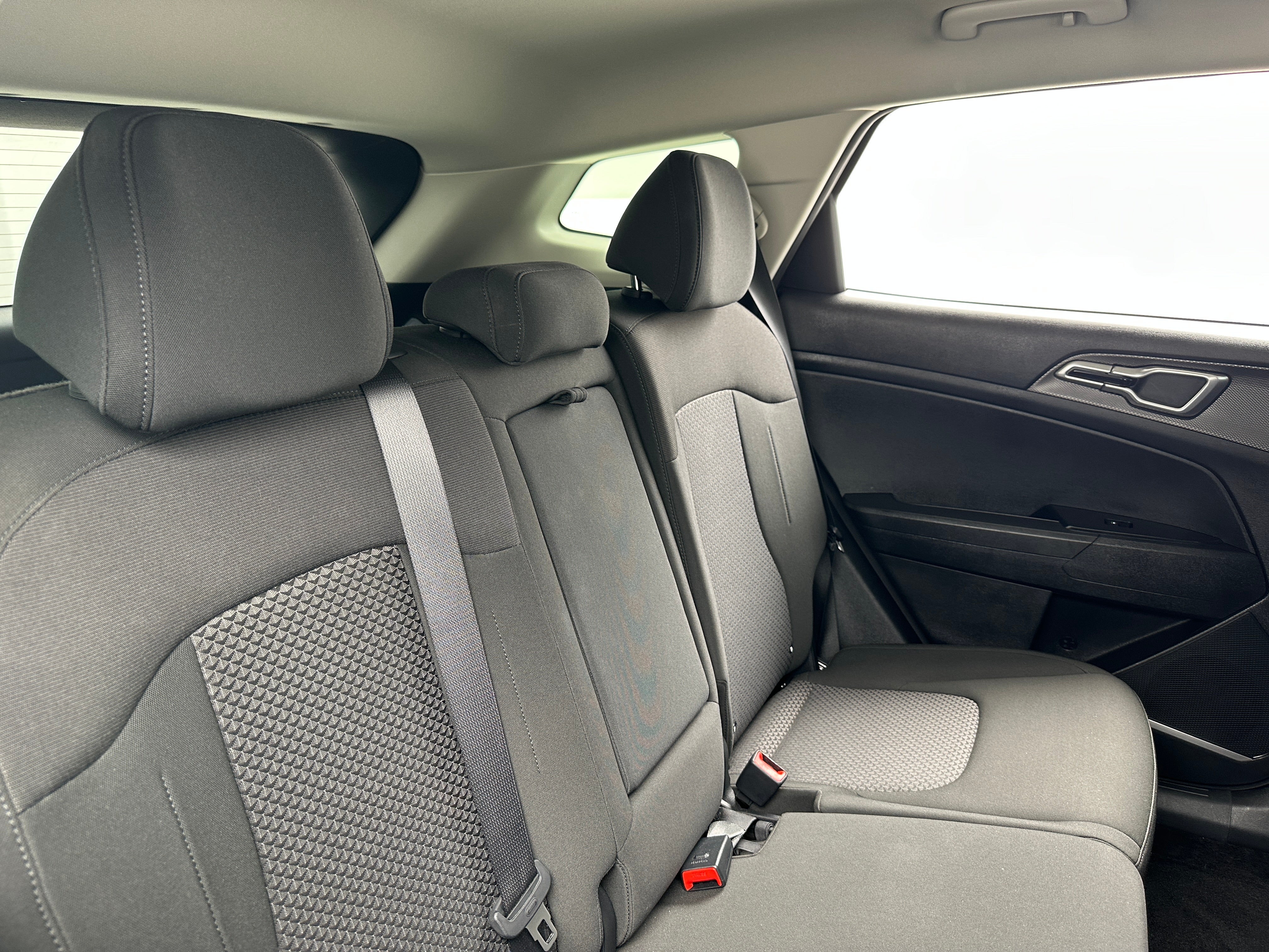 2024 Kia Sportage LX 6