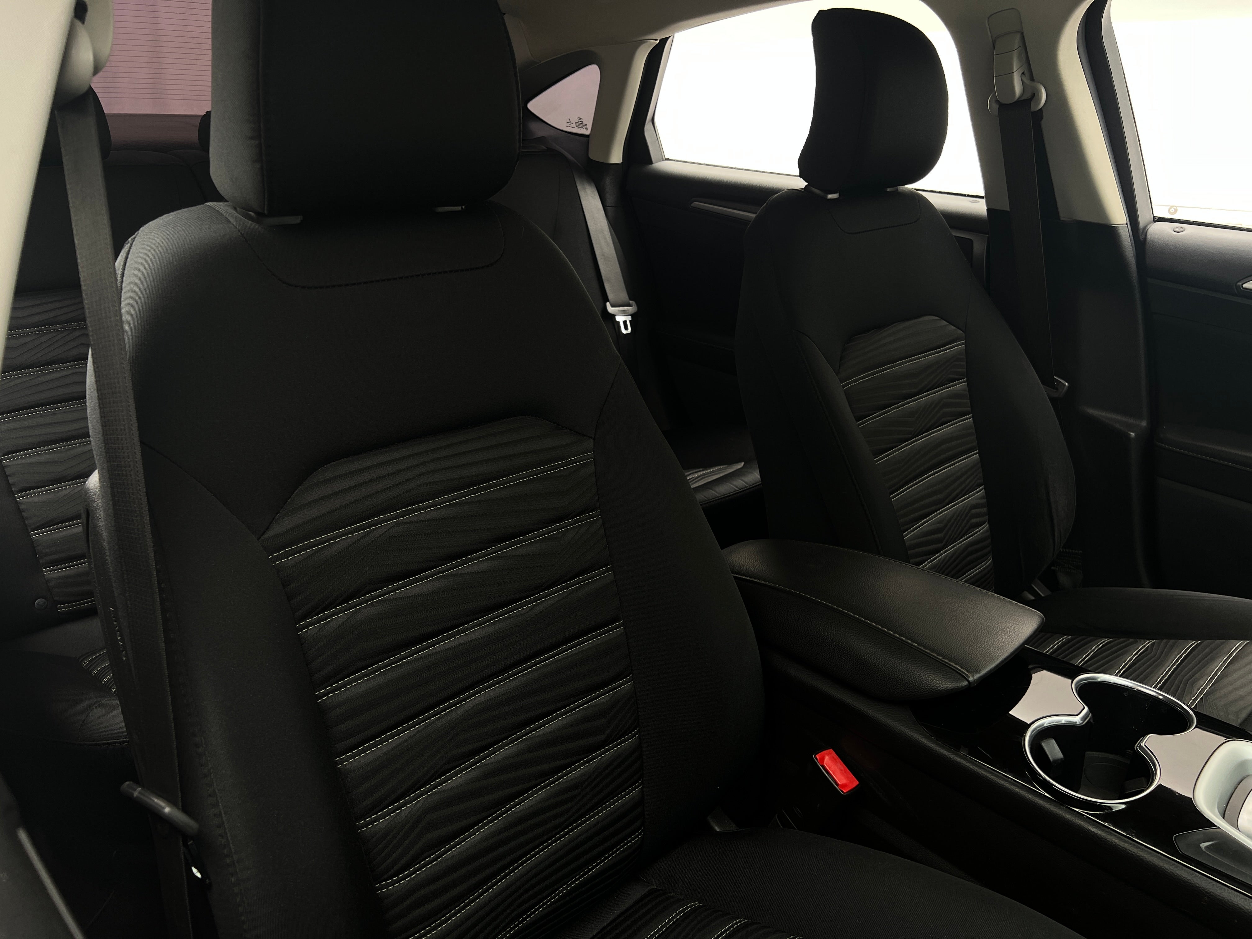 2016 Ford Fusion SE 2