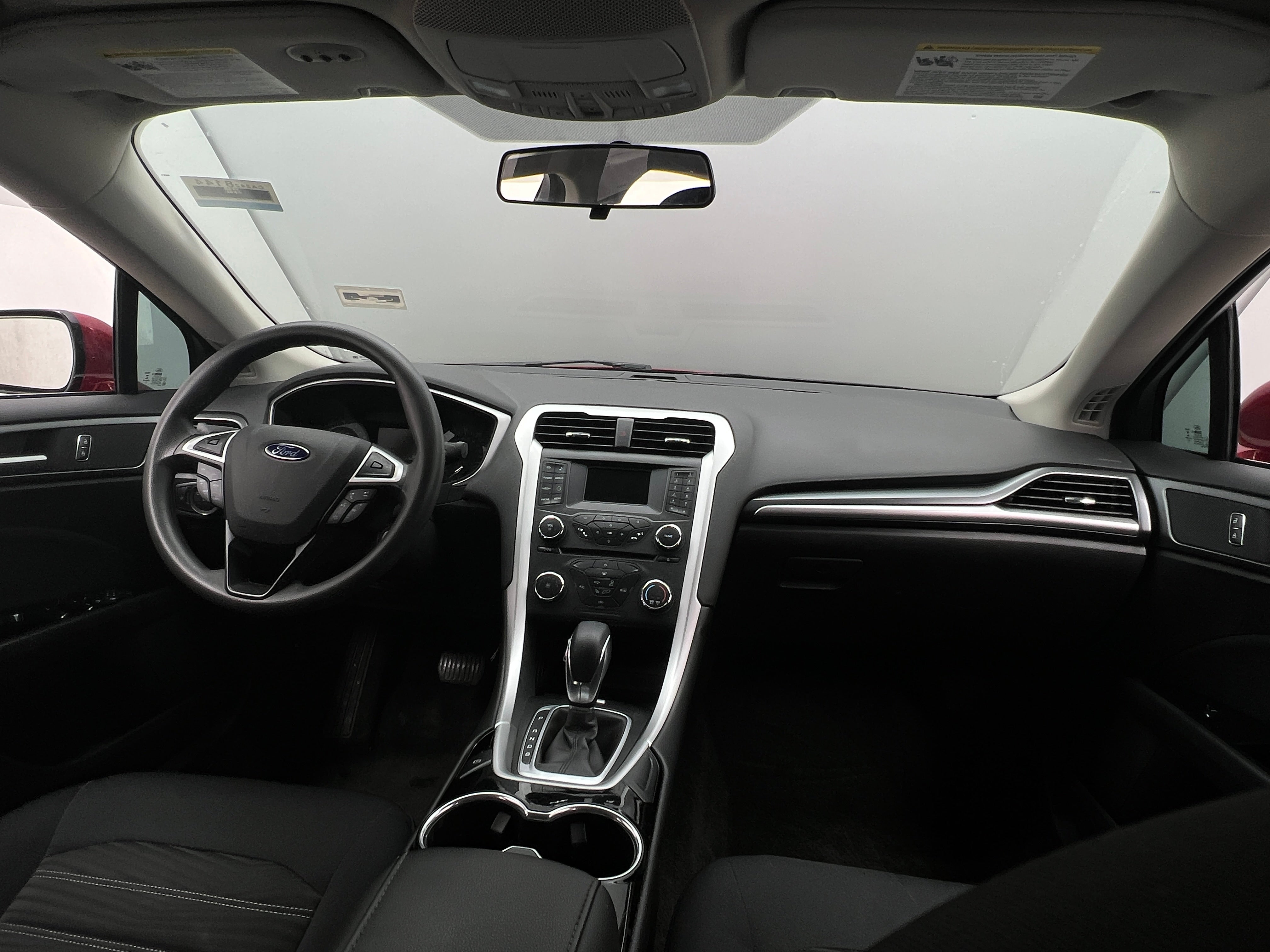 2016 Ford Fusion SE 3