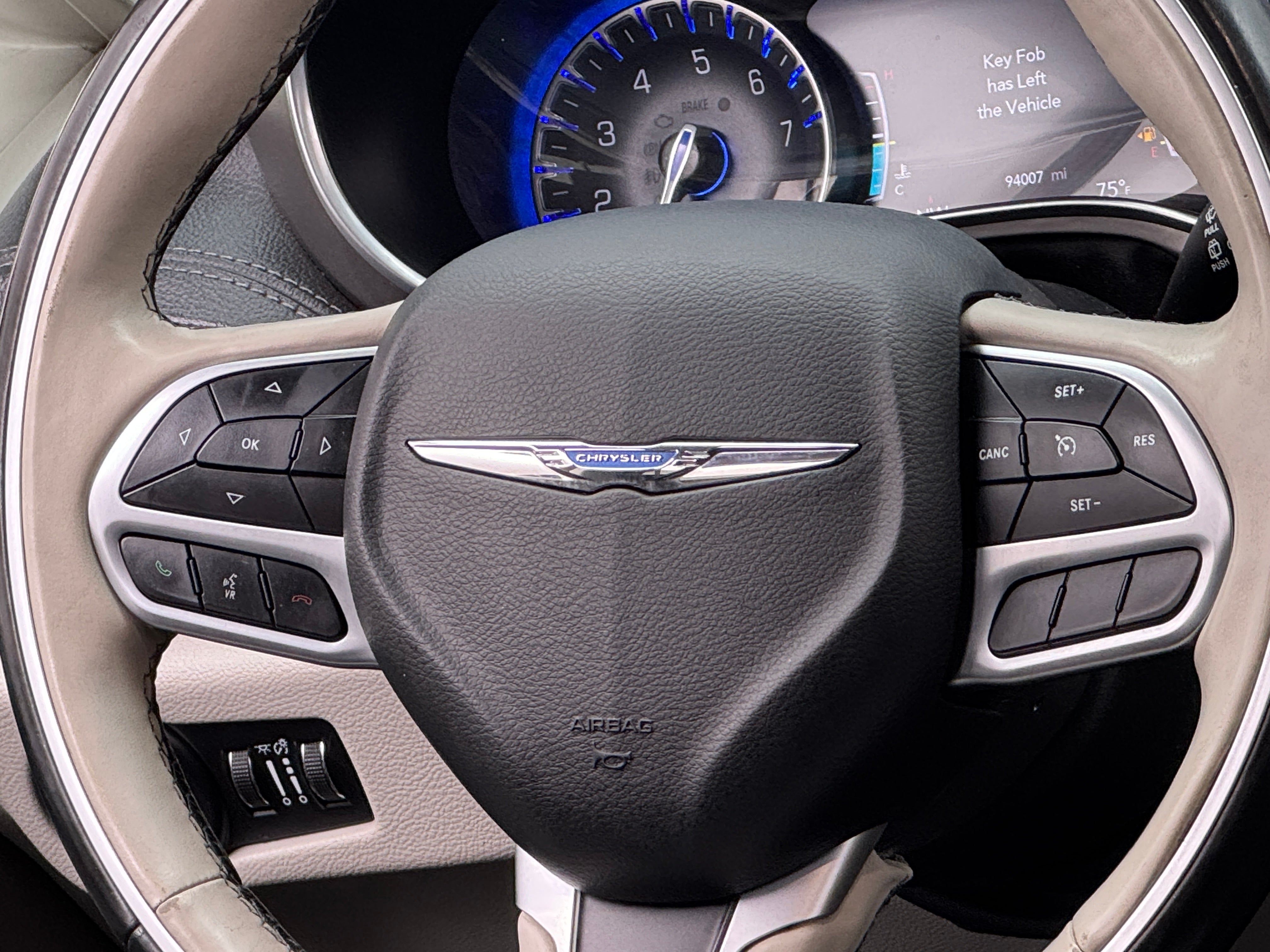 2018 Chrysler Pacifica Limited 4