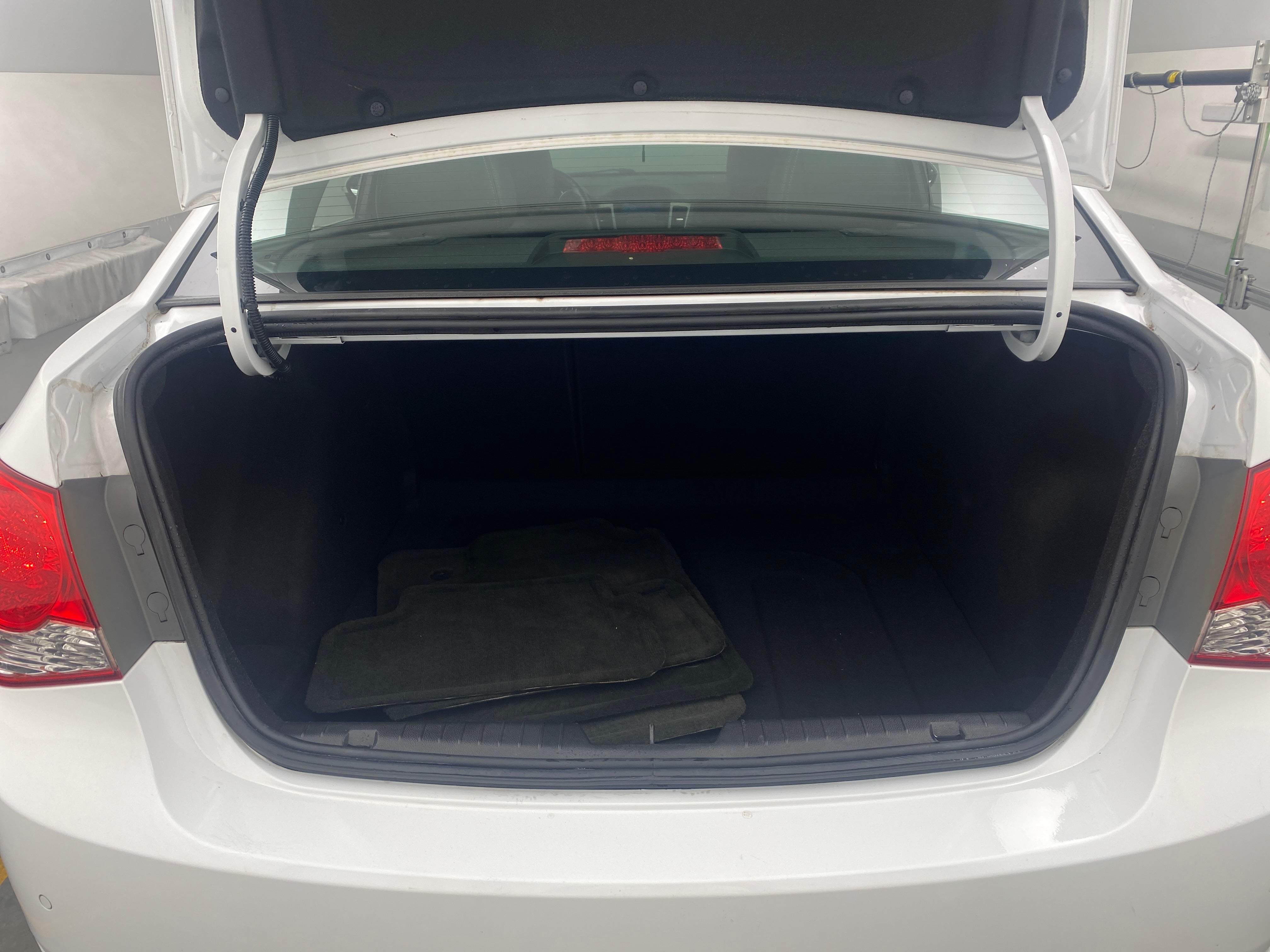 2012 Chevrolet Cruze LTZ 6