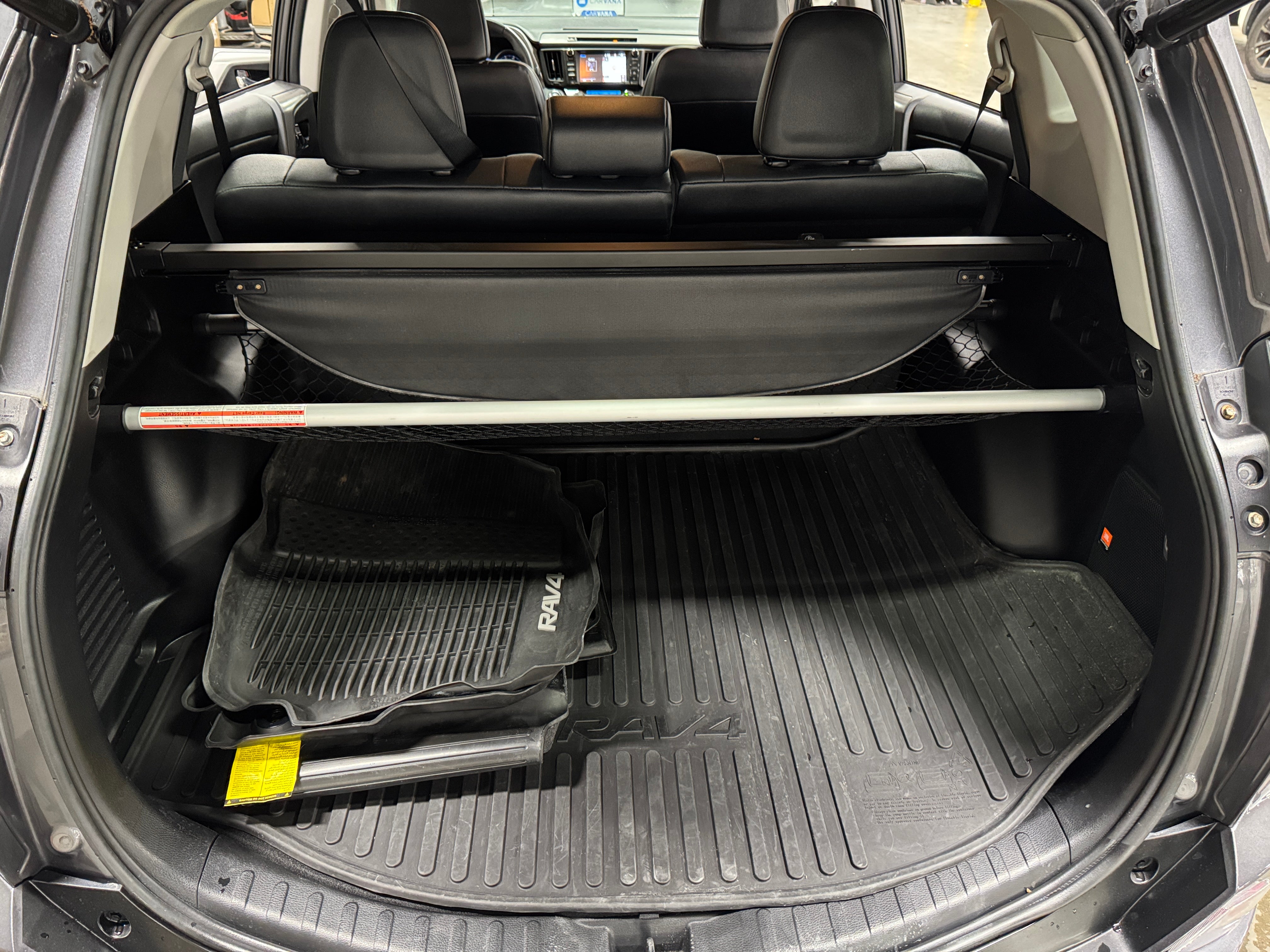 2017 Toyota RAV4 Platinum 6