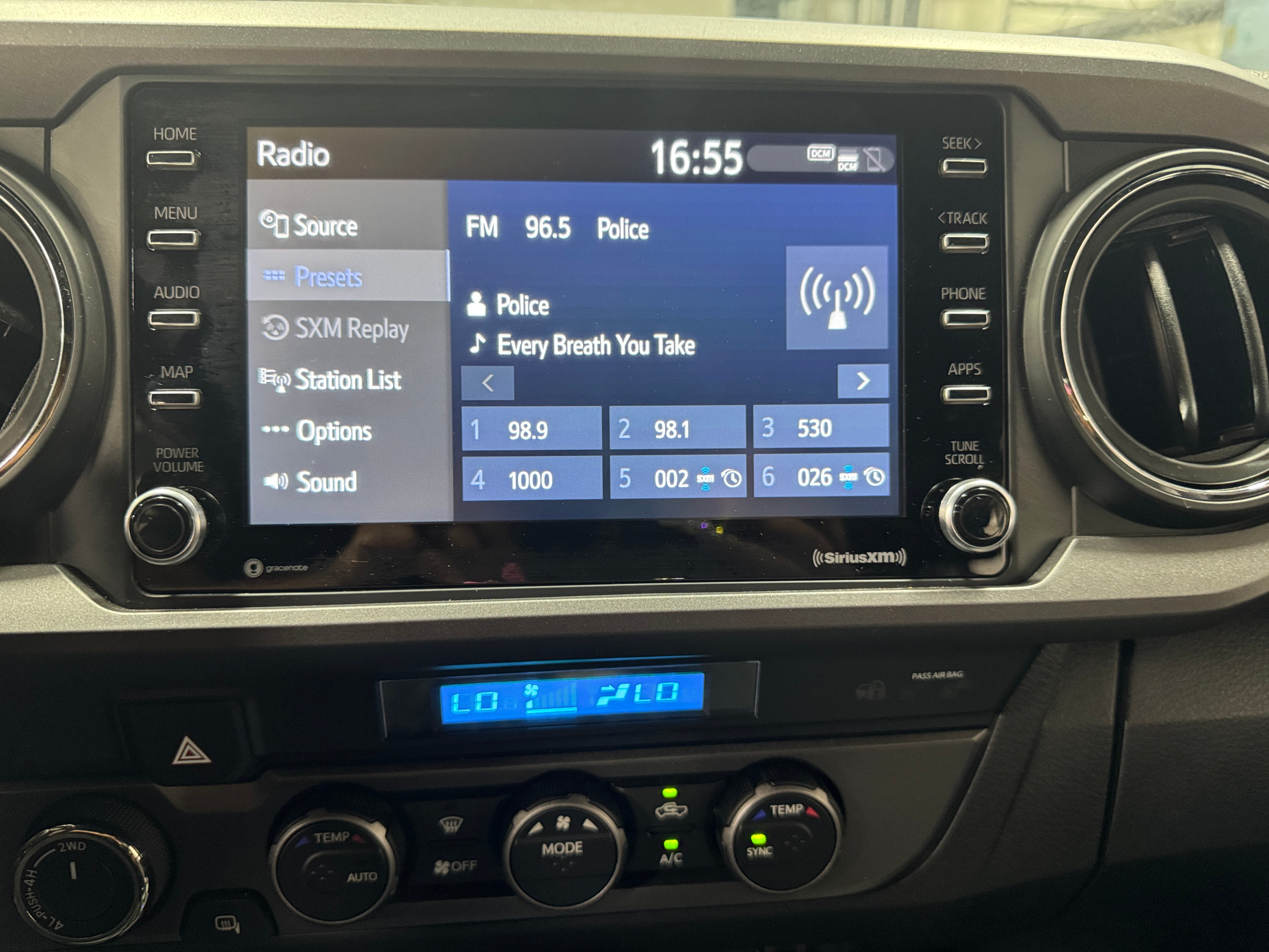2022 Toyota Tacoma TRD Sport 4