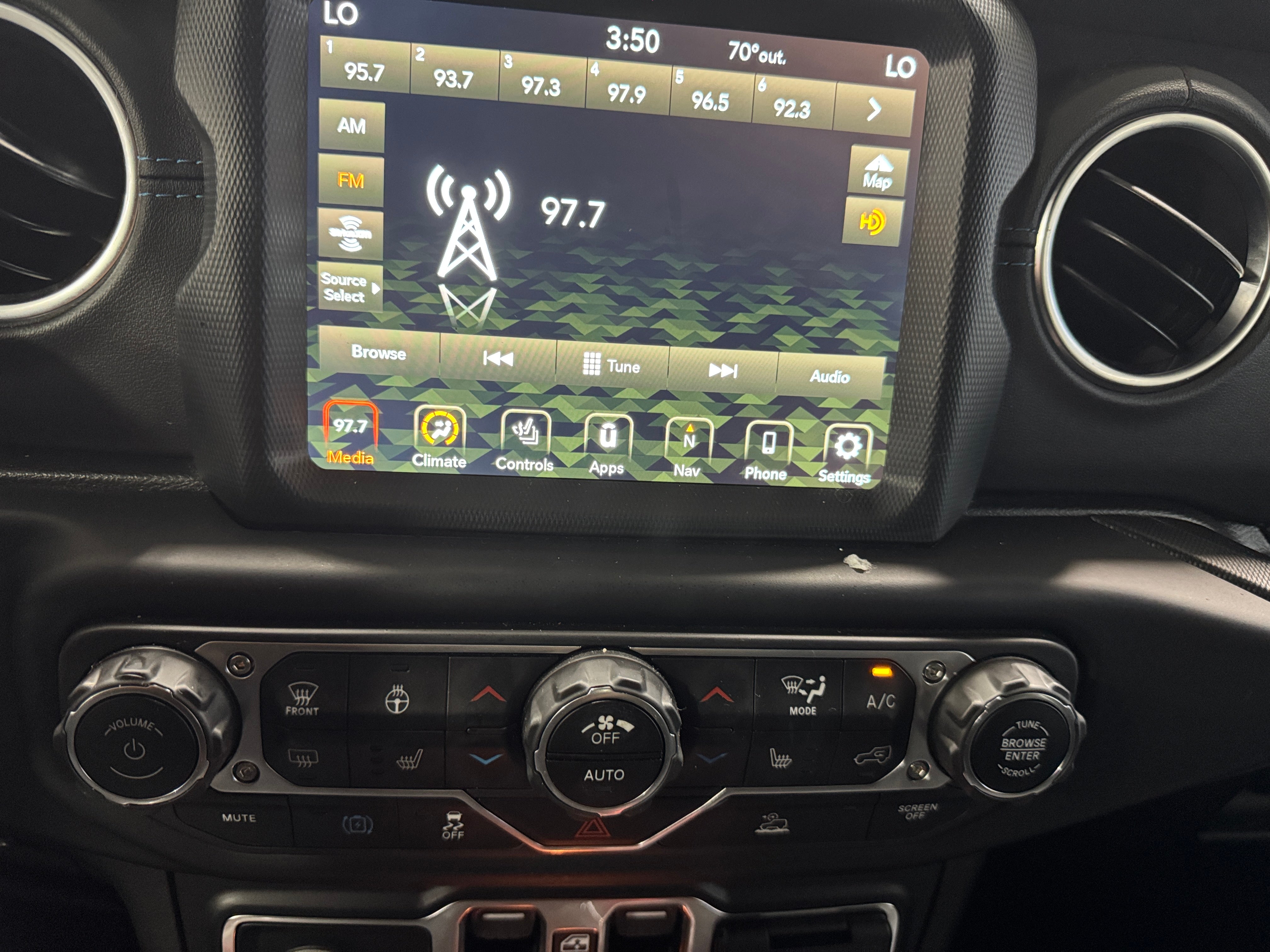2022 Jeep Wrangler Unlimited Rubicon 4xe 3