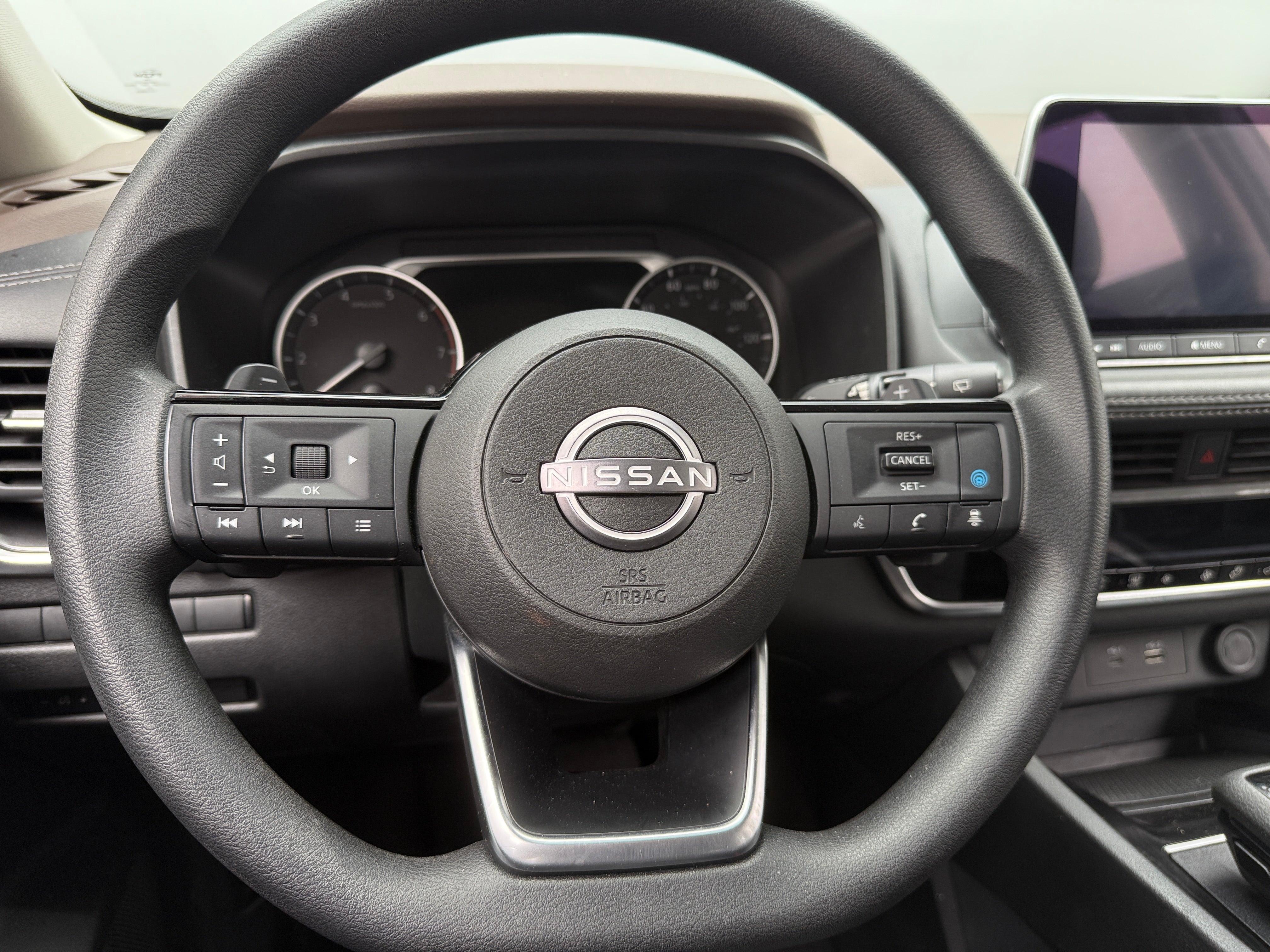 2023 Nissan Rogue SV 5