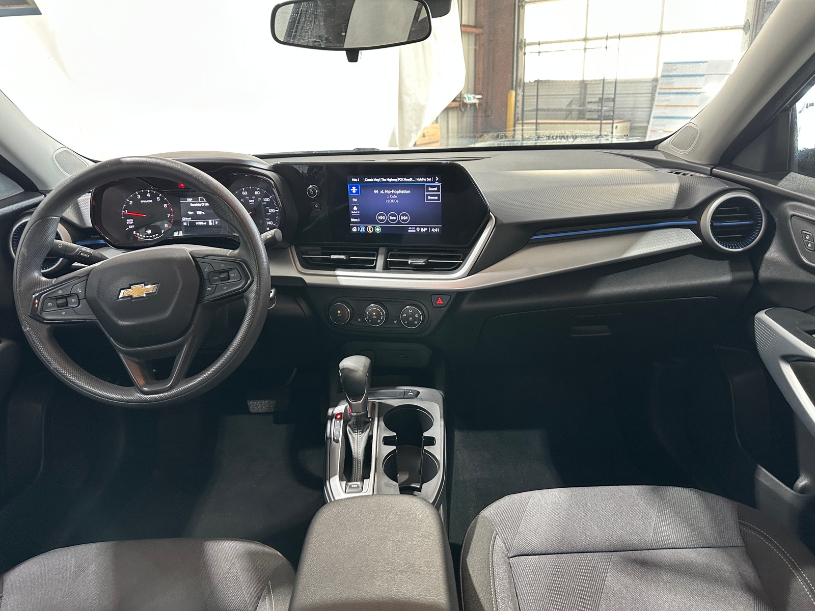 Thumbnail: 2024 Chevrolet Trax - 3