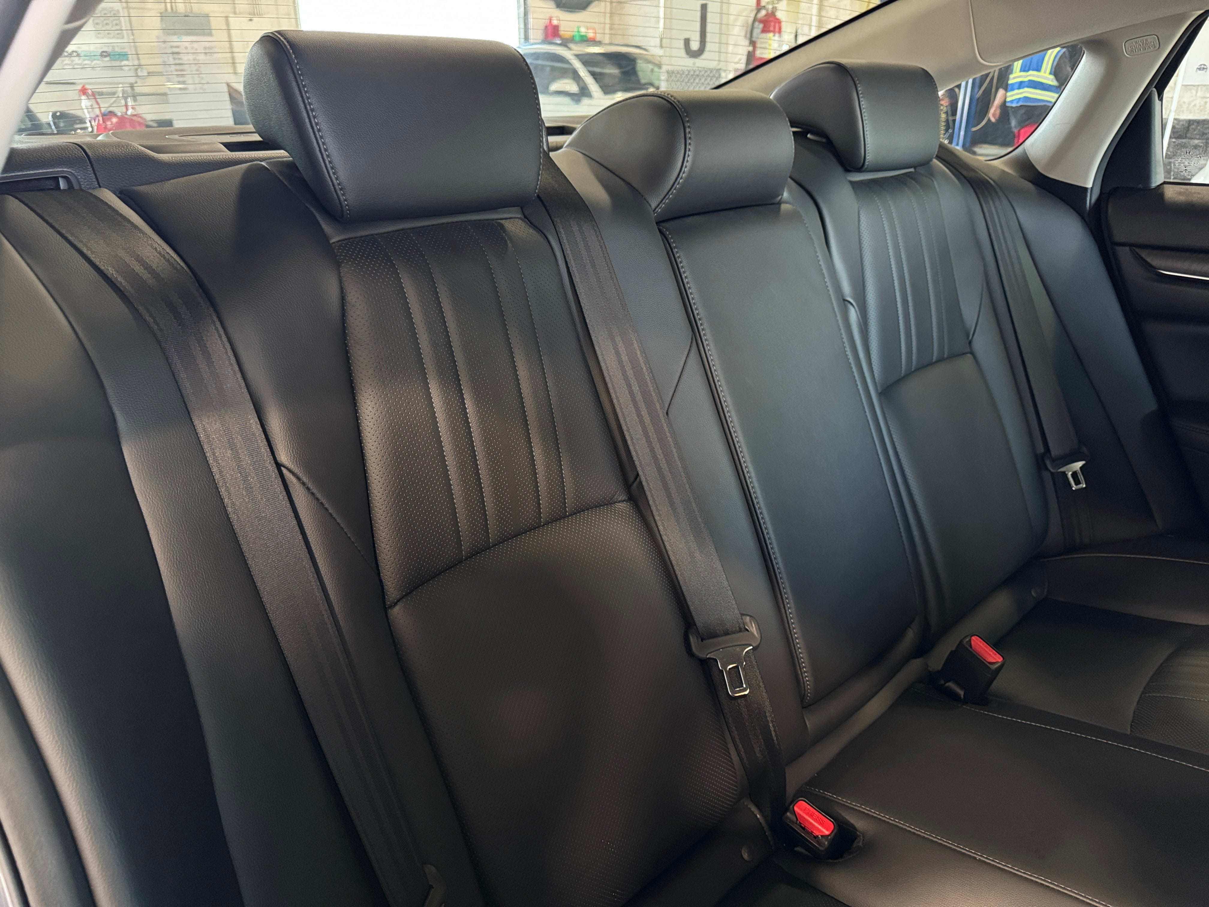 2022 Honda Accord Touring 5