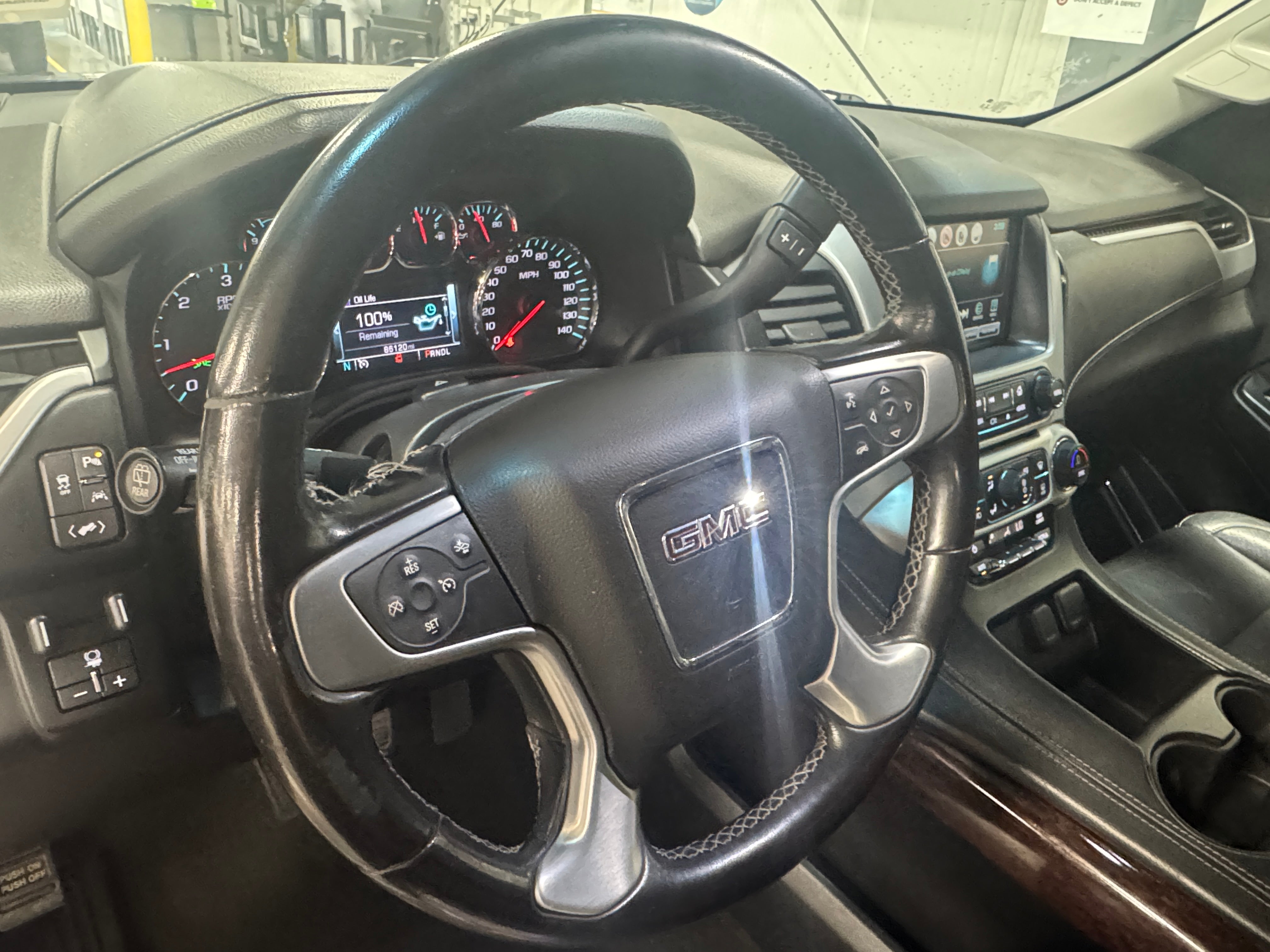 2018 GMC Yukon XL SLE 5