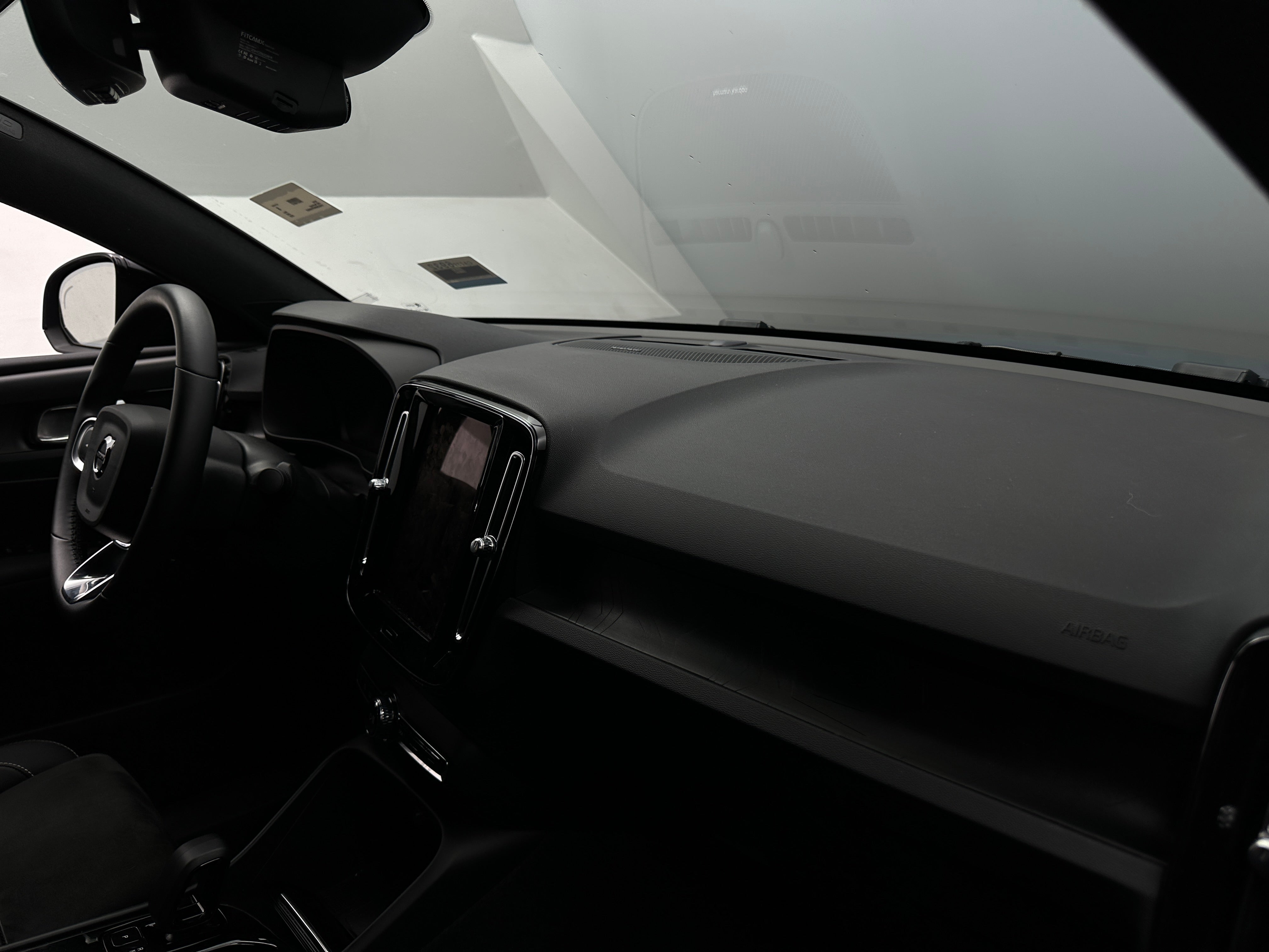 2023 Volvo C40 Ultimate 3