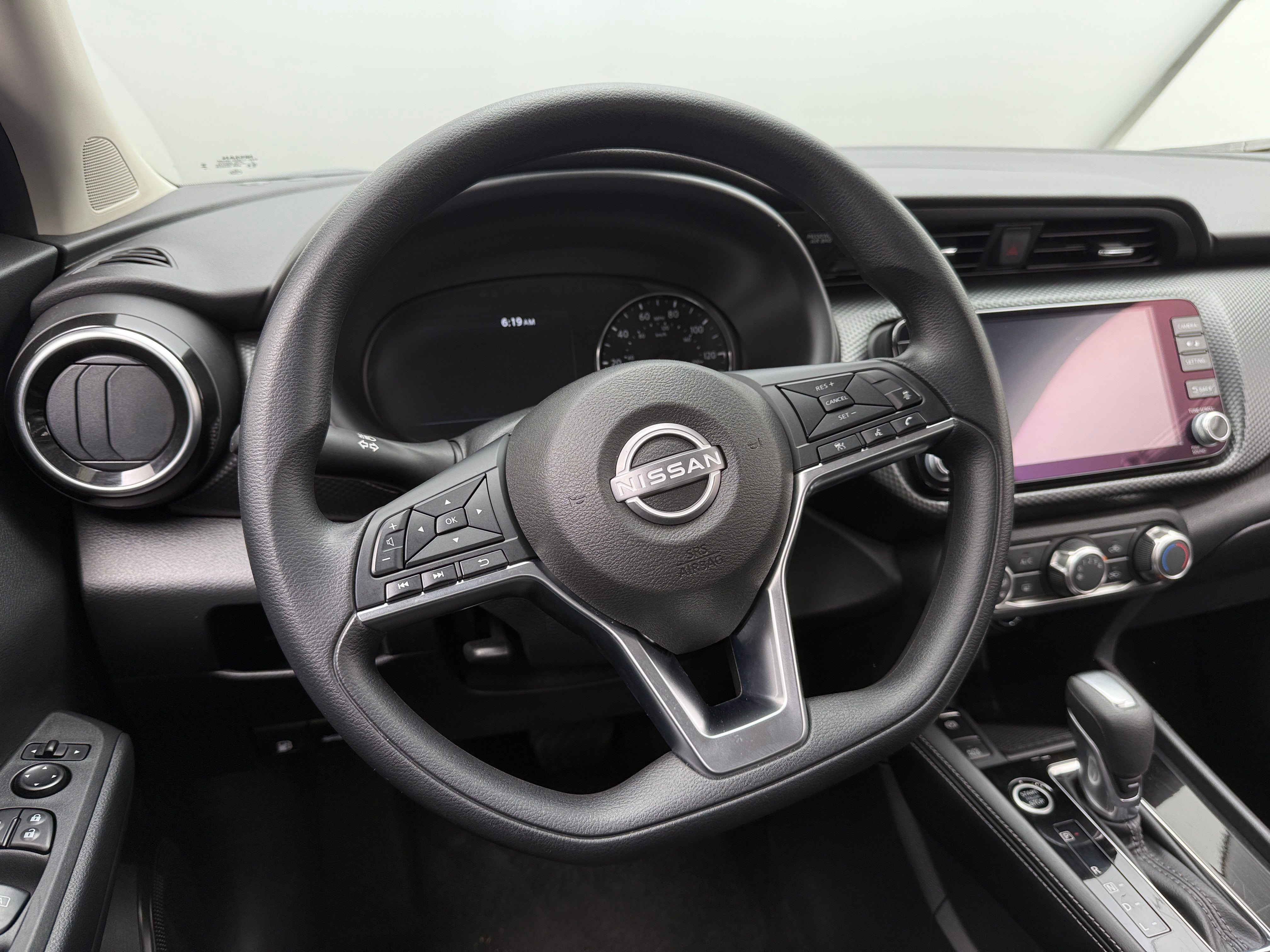 2024 Nissan Kicks SV 5