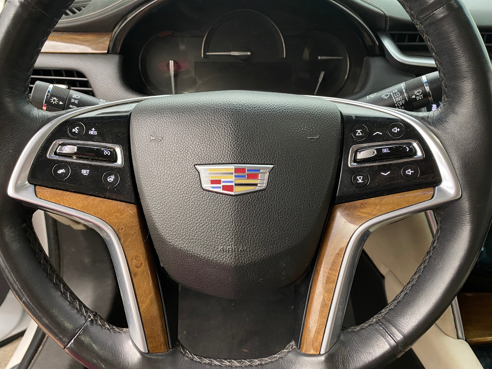 Thumbnail: 2018 Cadillac XTS - 4