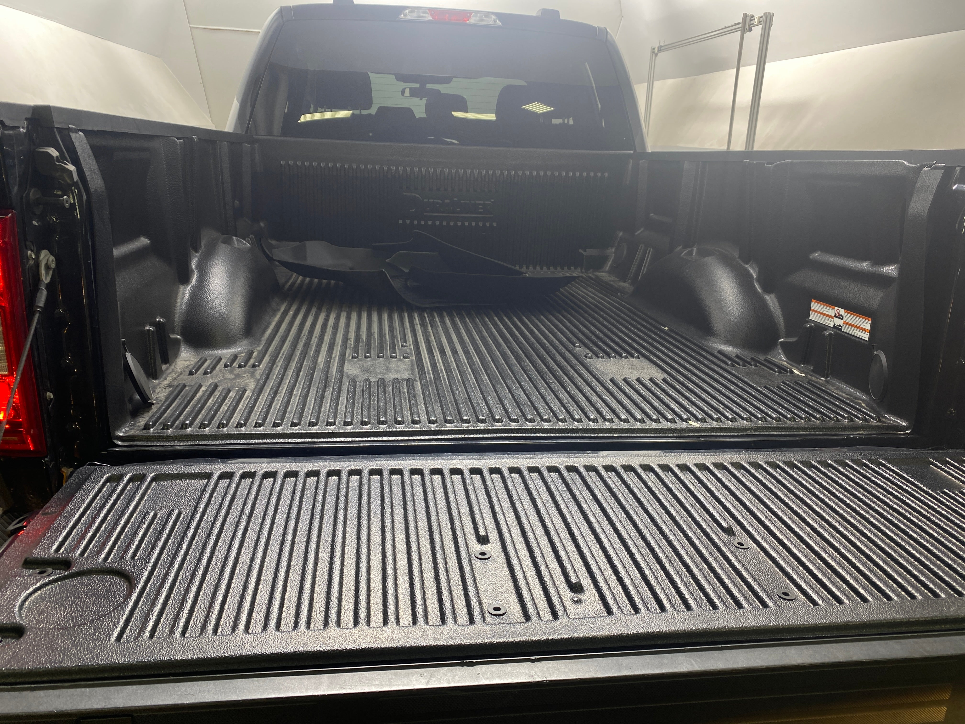 2022 Ford Econoline E-150 7