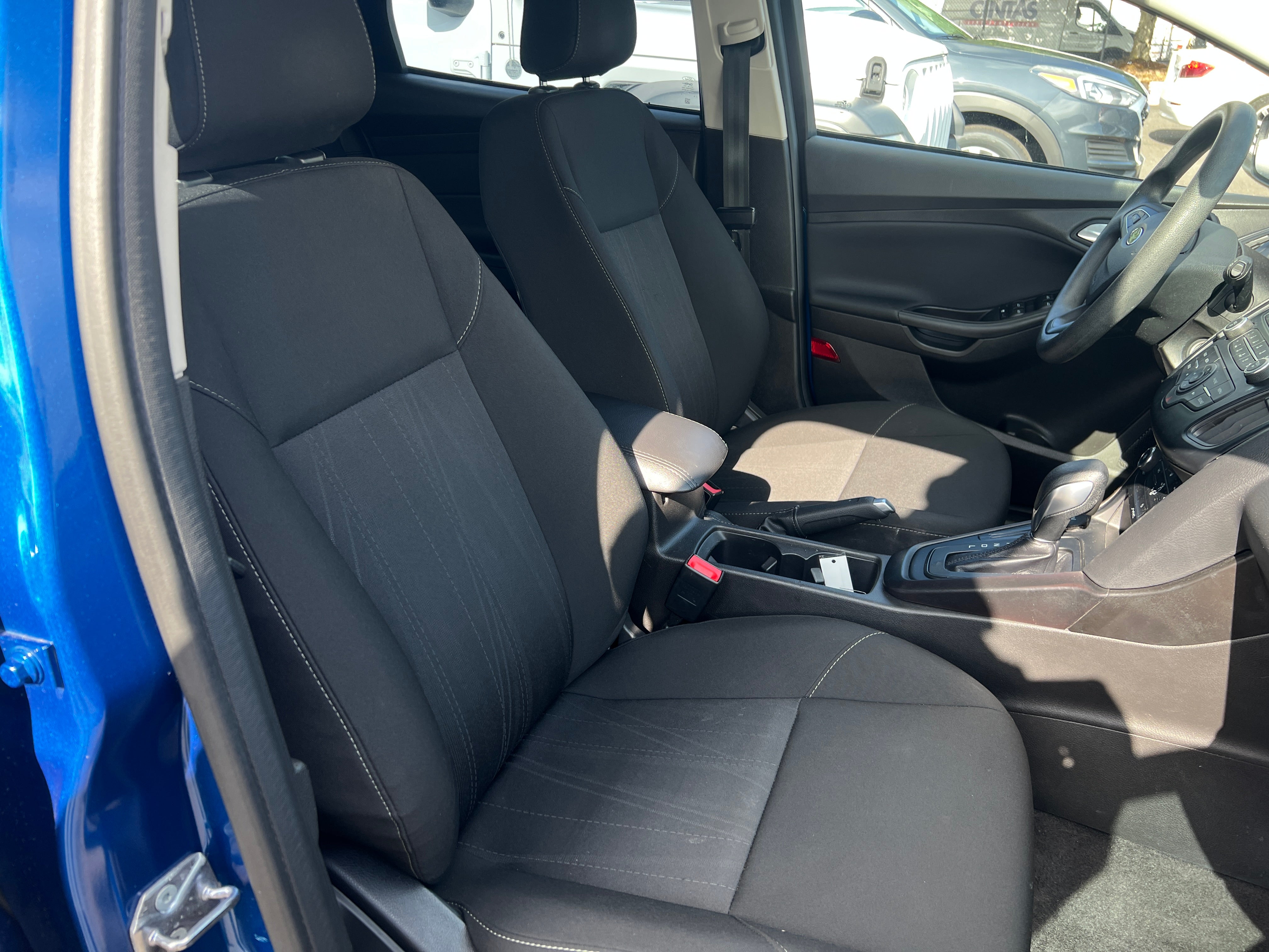 2018 Ford Focus SE 2