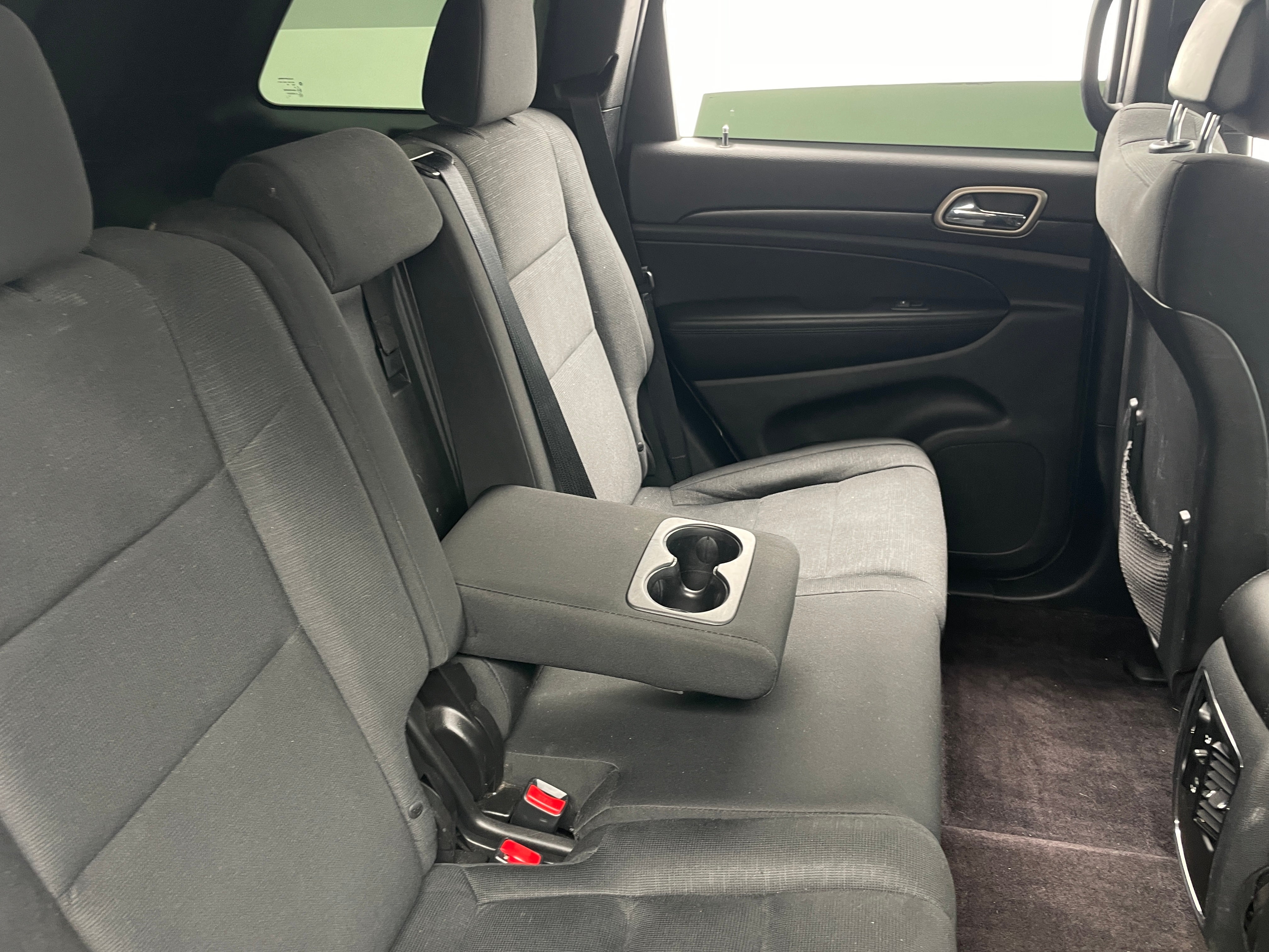 2017 Jeep Grand Cherokee Laredo 6