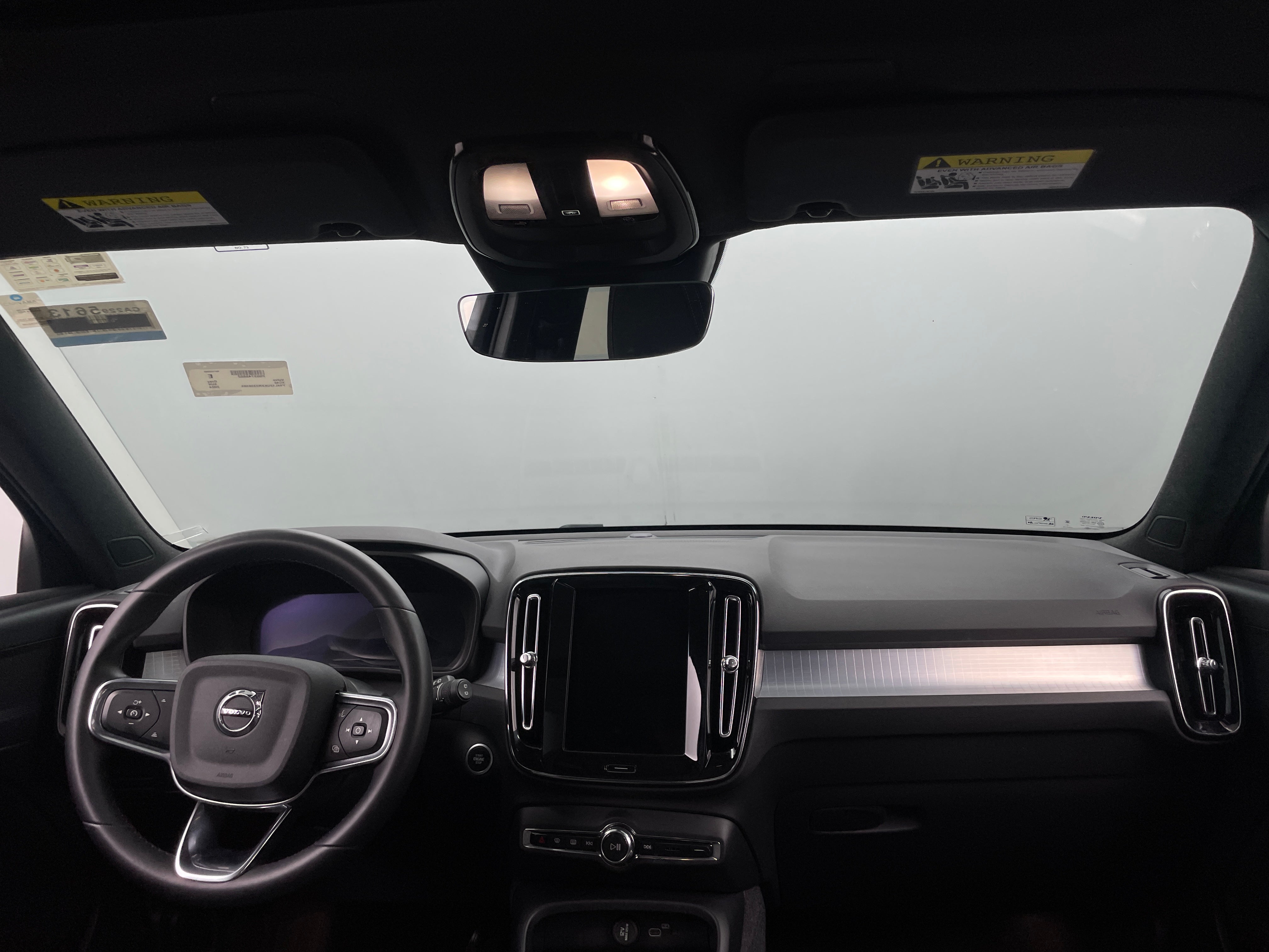 2024 Volvo XC40 B5 Core 3