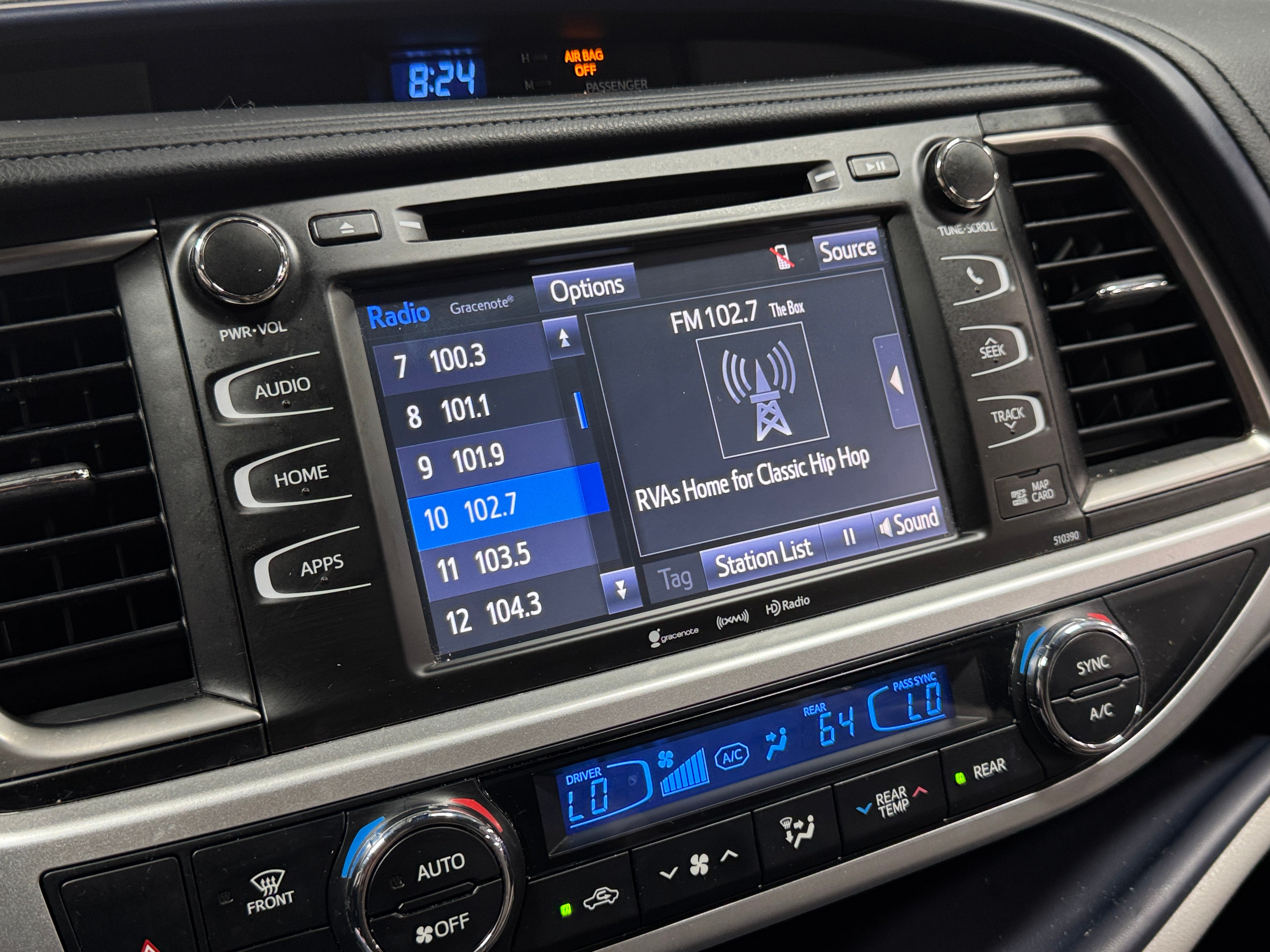 2019 Toyota Highlander XLE 3