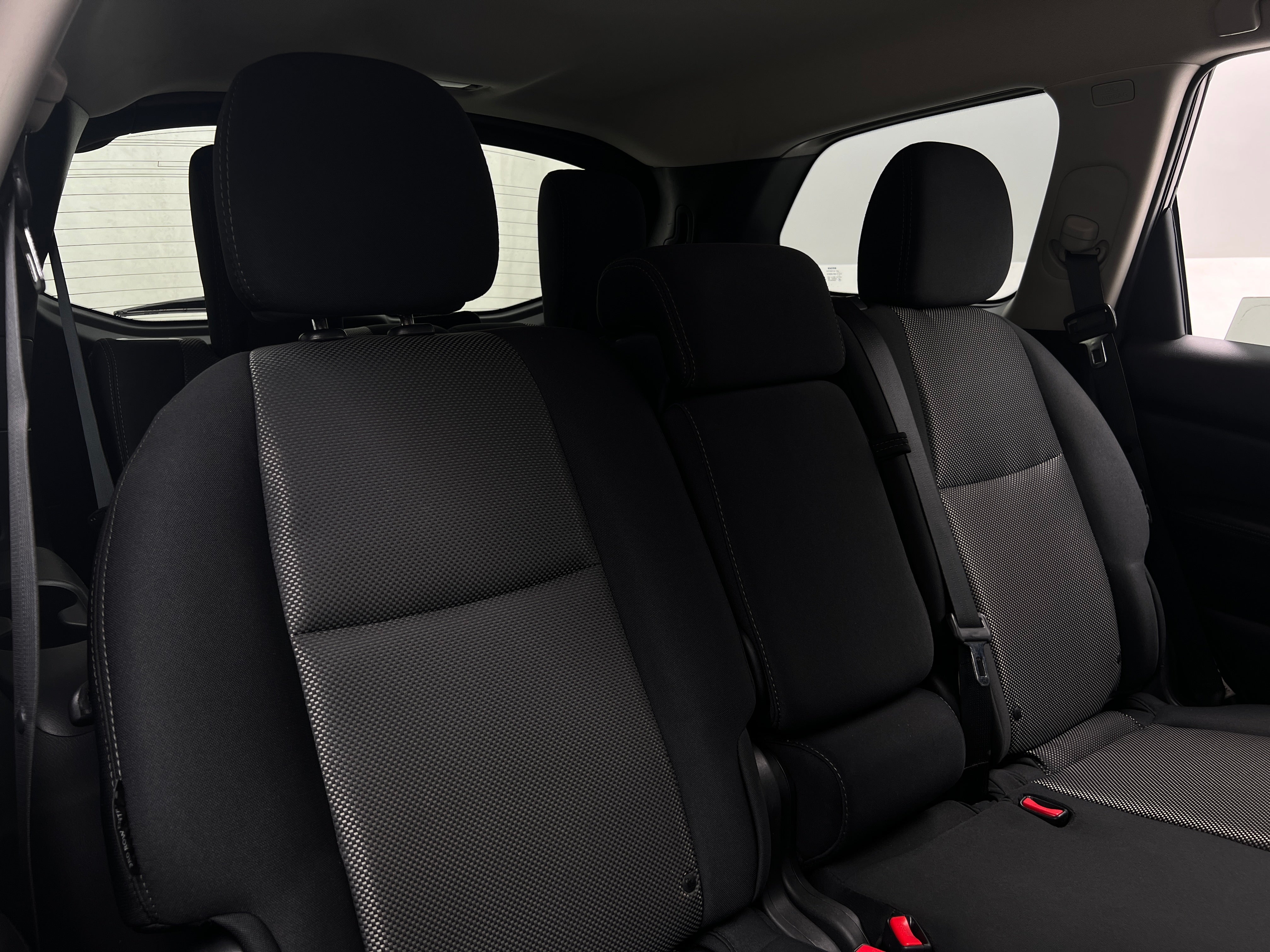 2019 Nissan Pathfinder SV 6