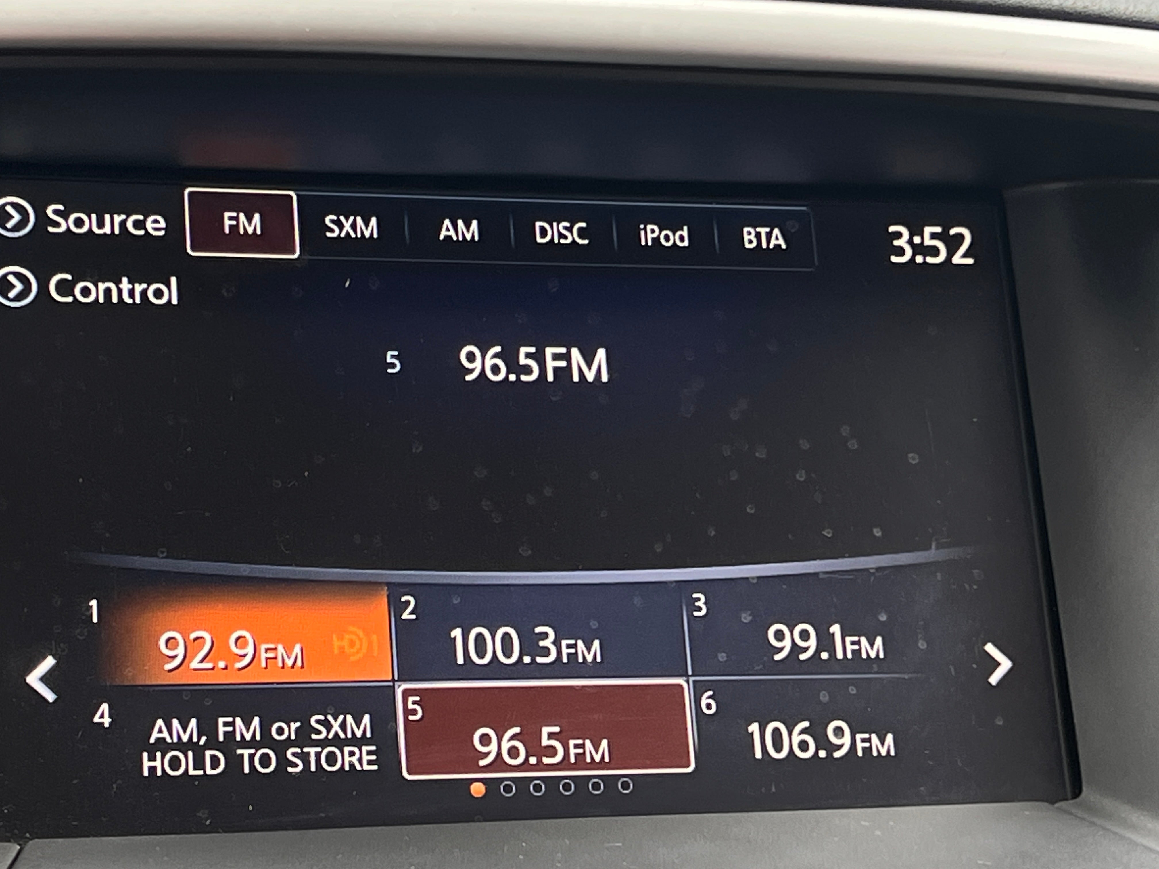 2019 Nissan Pathfinder SV 4