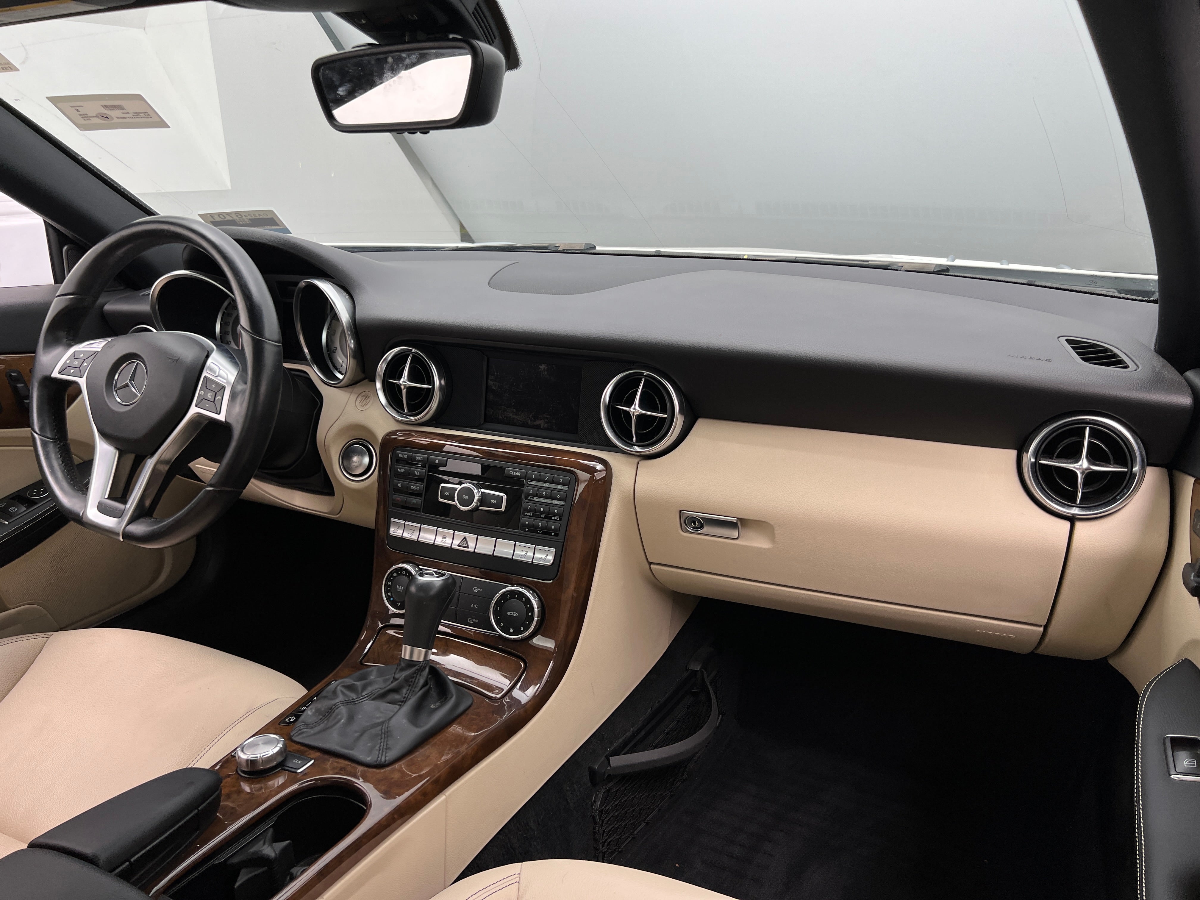 2015 Mercedes-Benz SLK 250 2