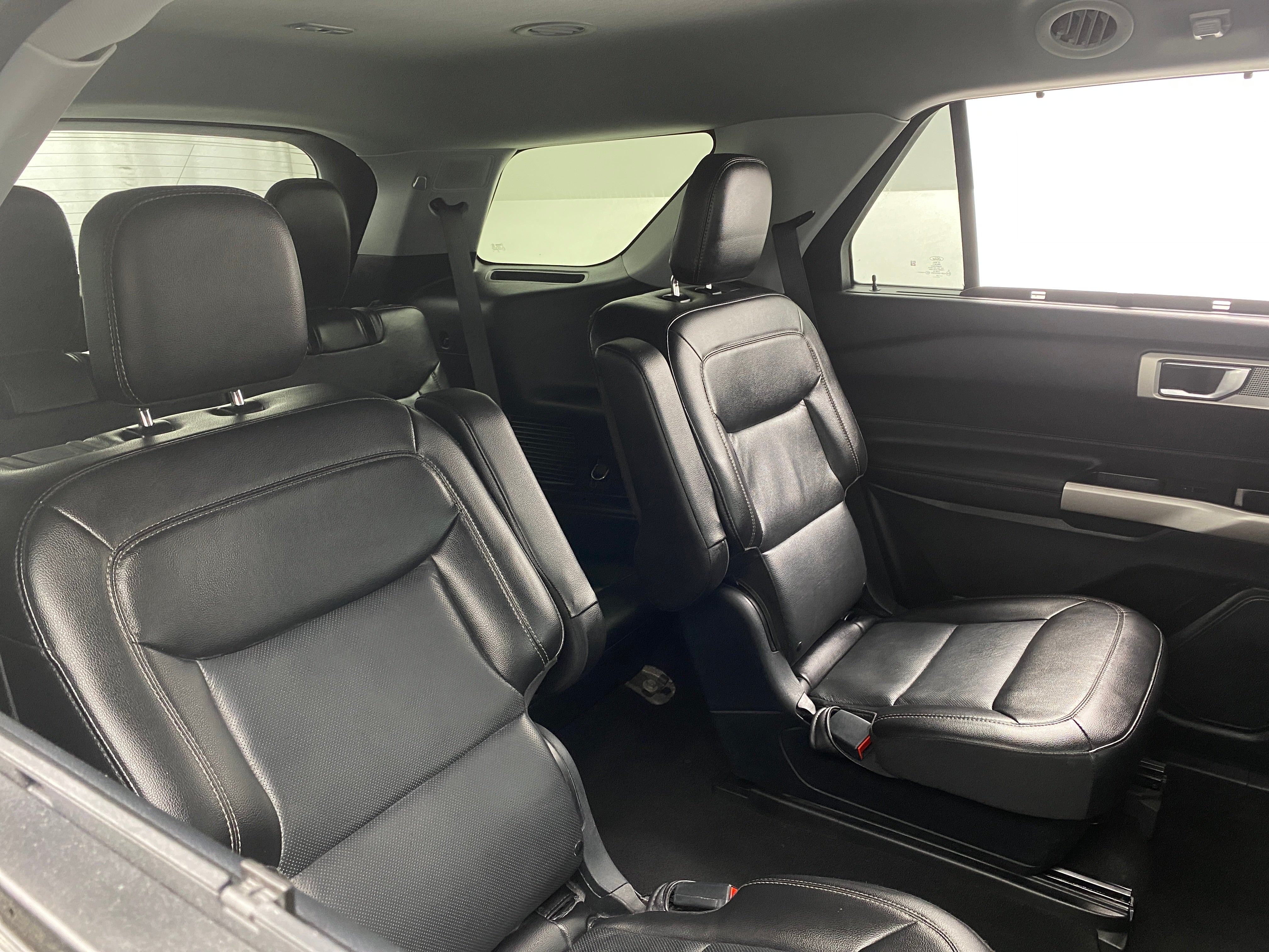 2022 Ford Explorer Limited 5