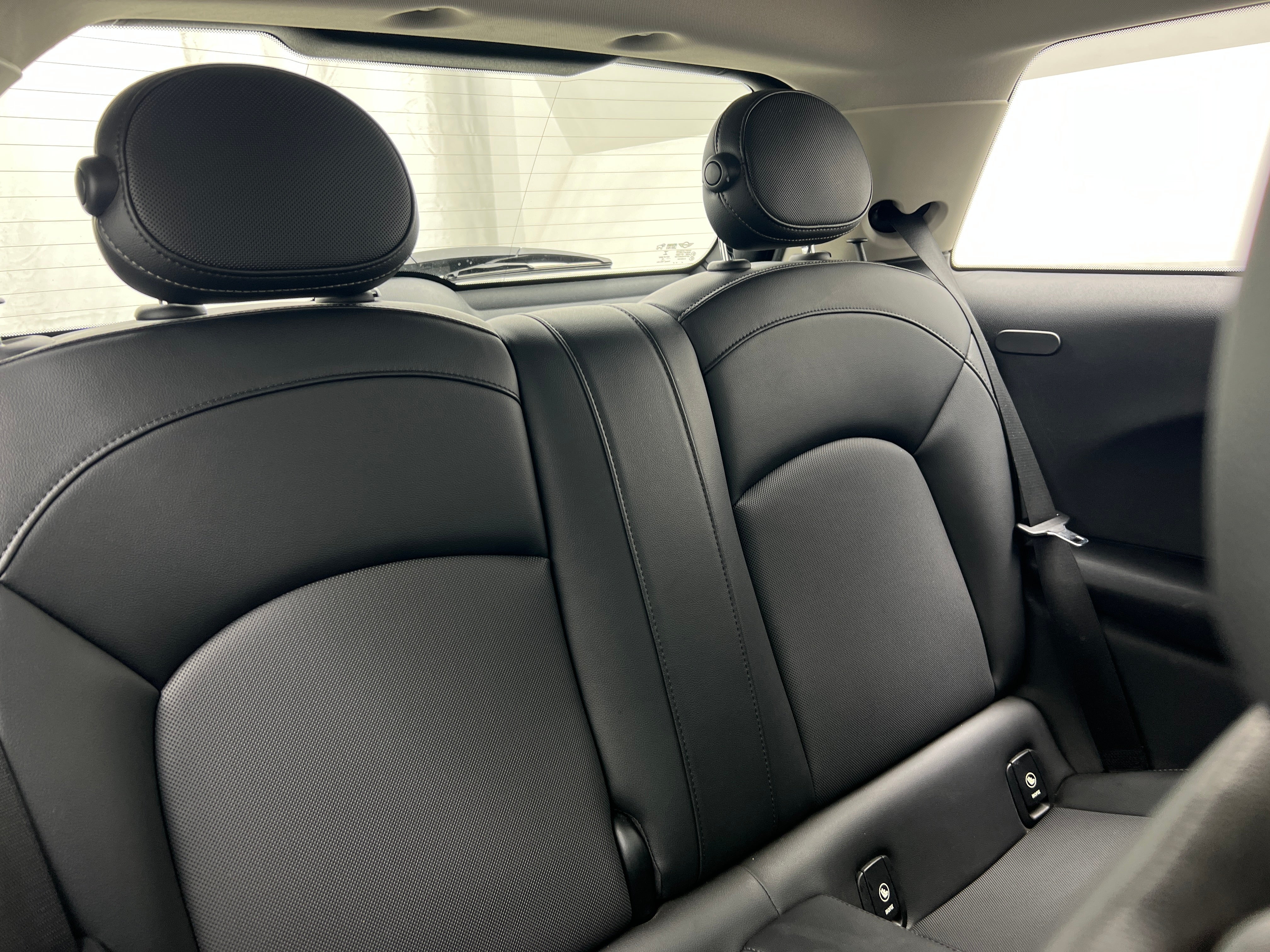 2015 MINI Cooper Hardtop 2 Door 5