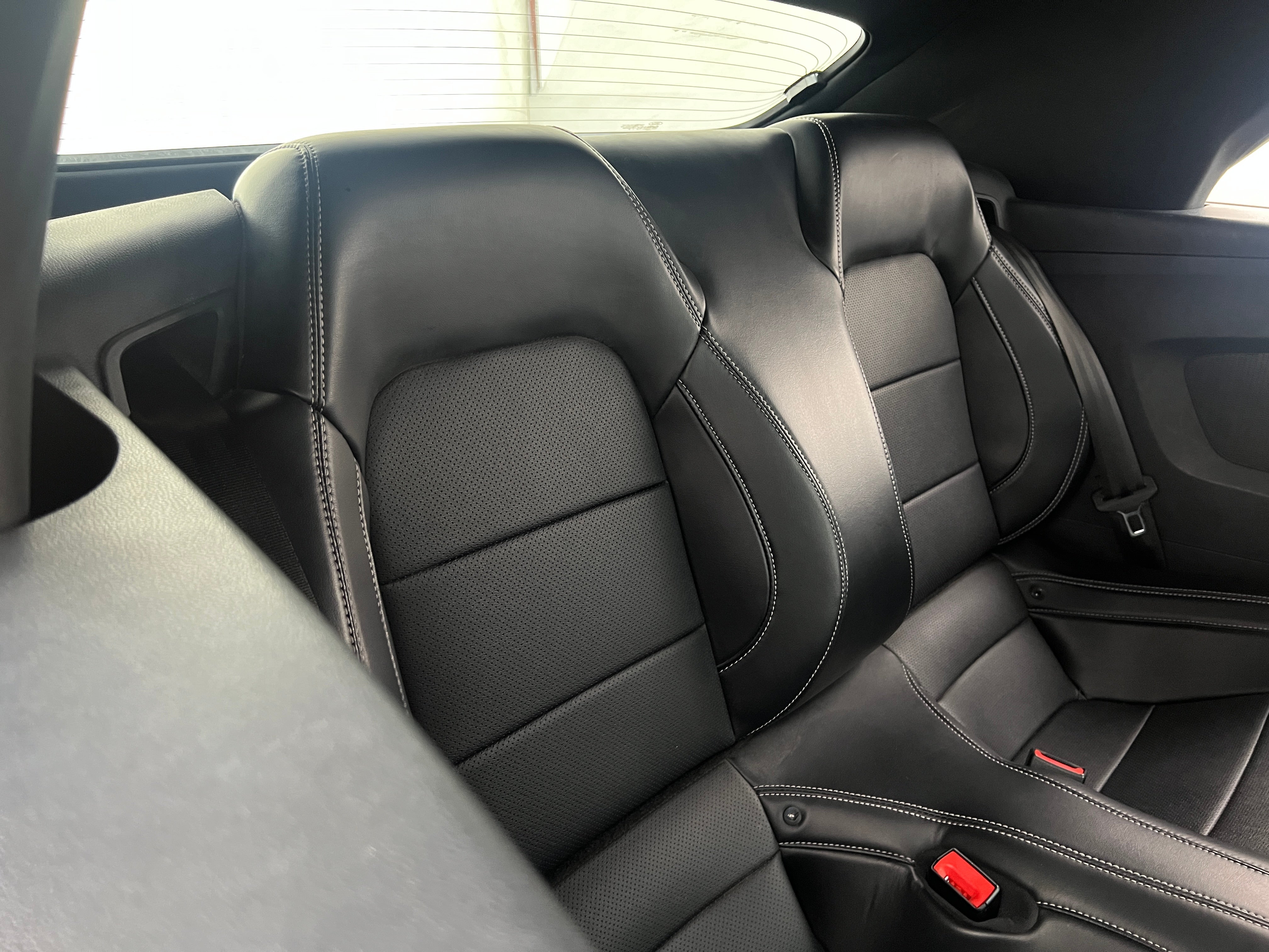 2020 Ford Mustang  4