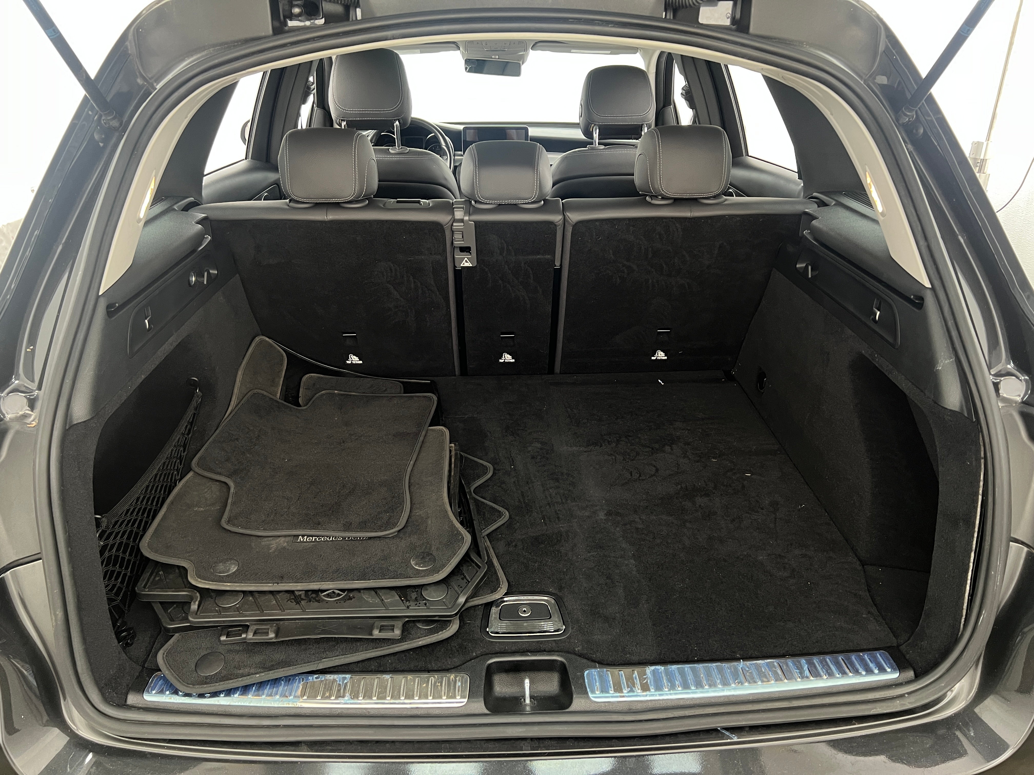 2020 Mercedes-Benz GLC 300 6