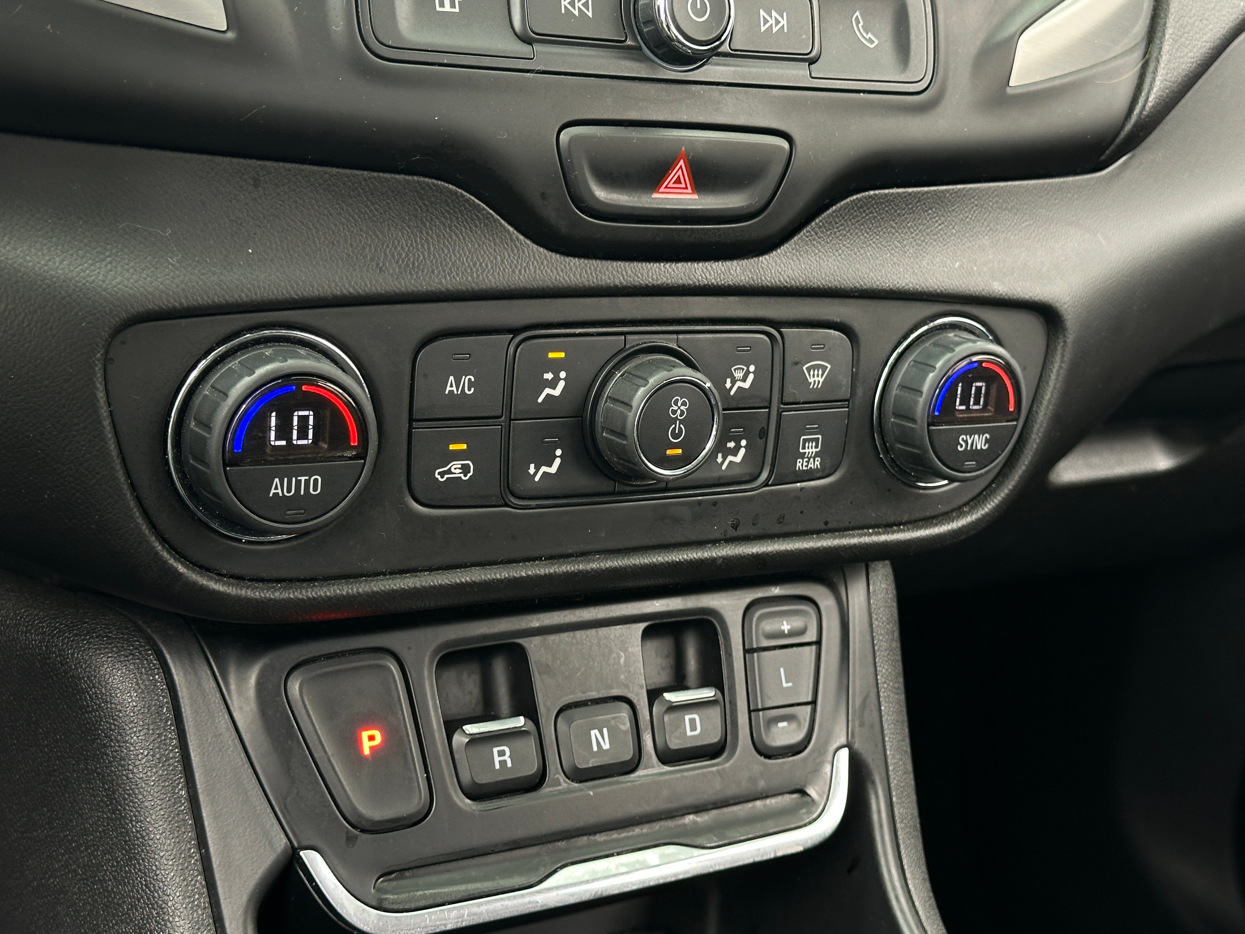 2020 GMC Terrain SLE 4