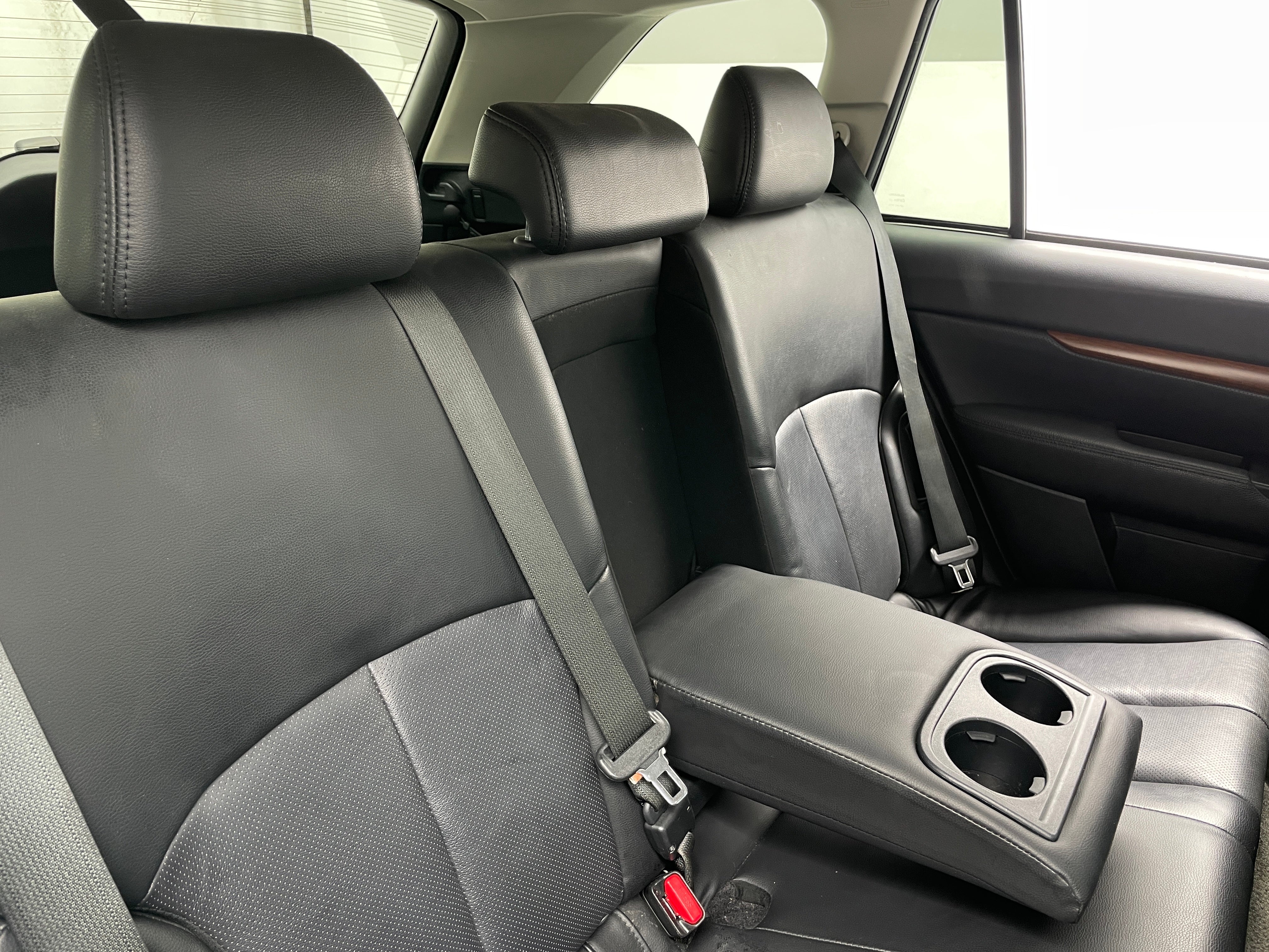 2013 Subaru Outback 2.5i Limited 6