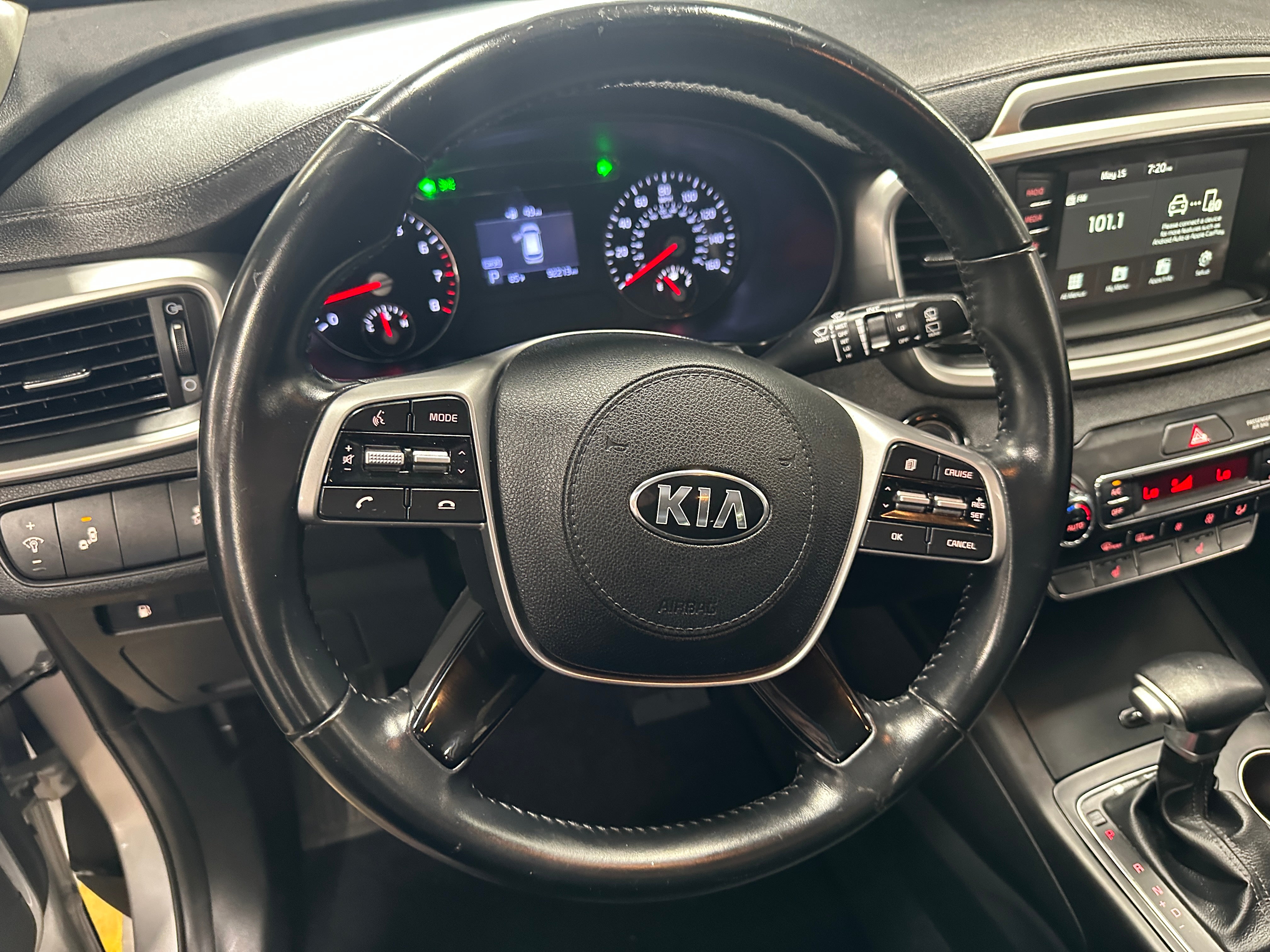 2020 Kia Sorento S 5