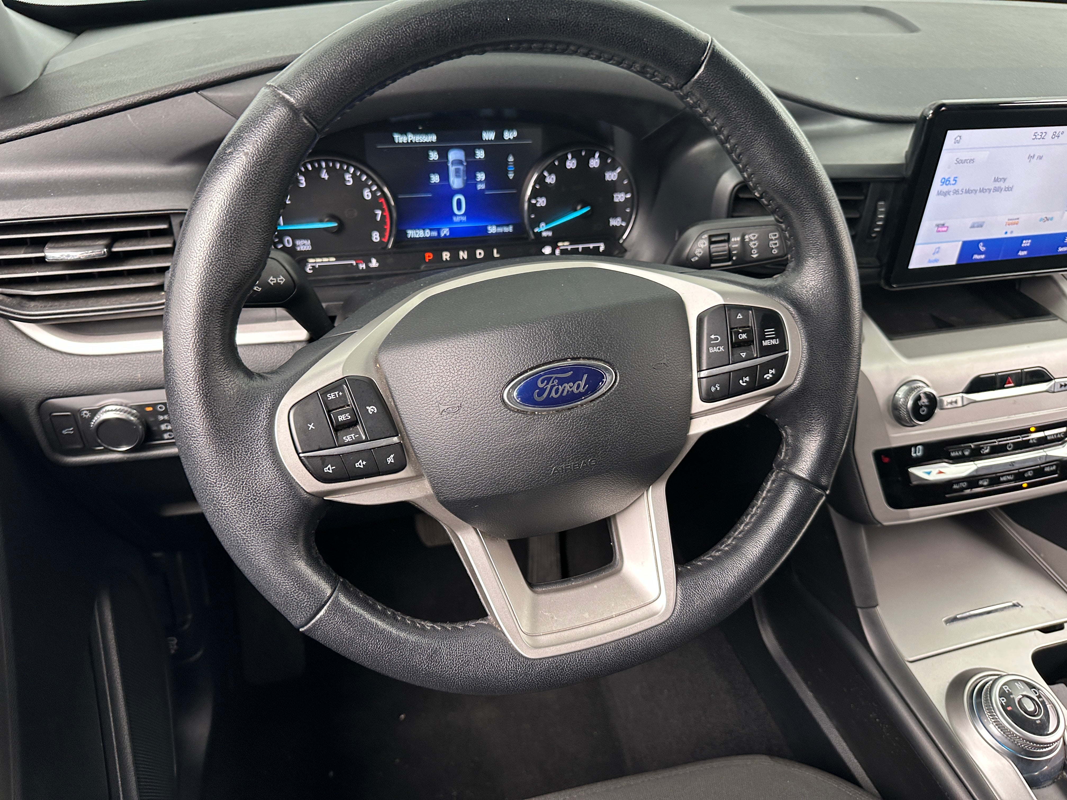 2021 Ford Explorer XLT 5