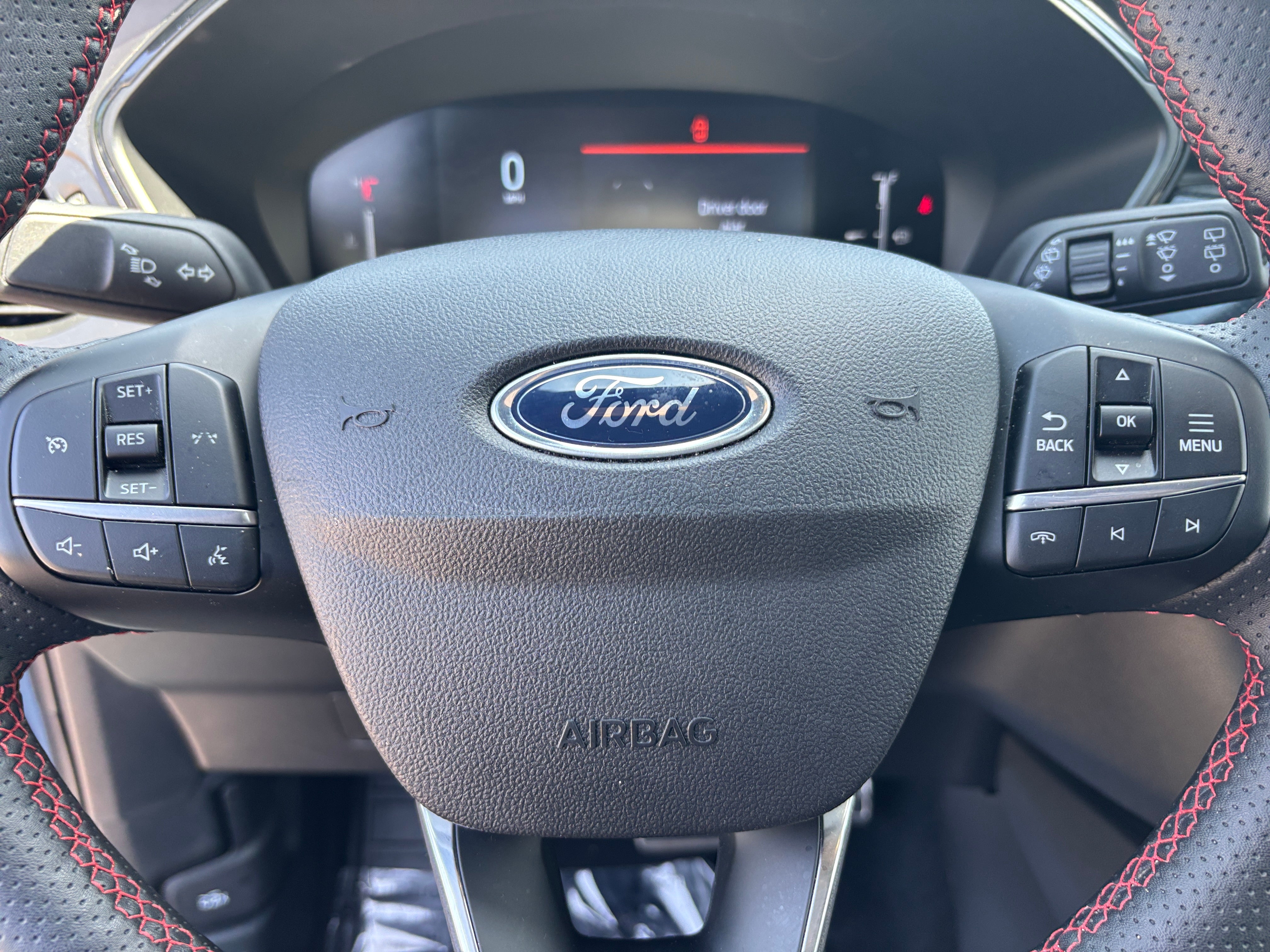 2024 Ford Escape ST-Line 5