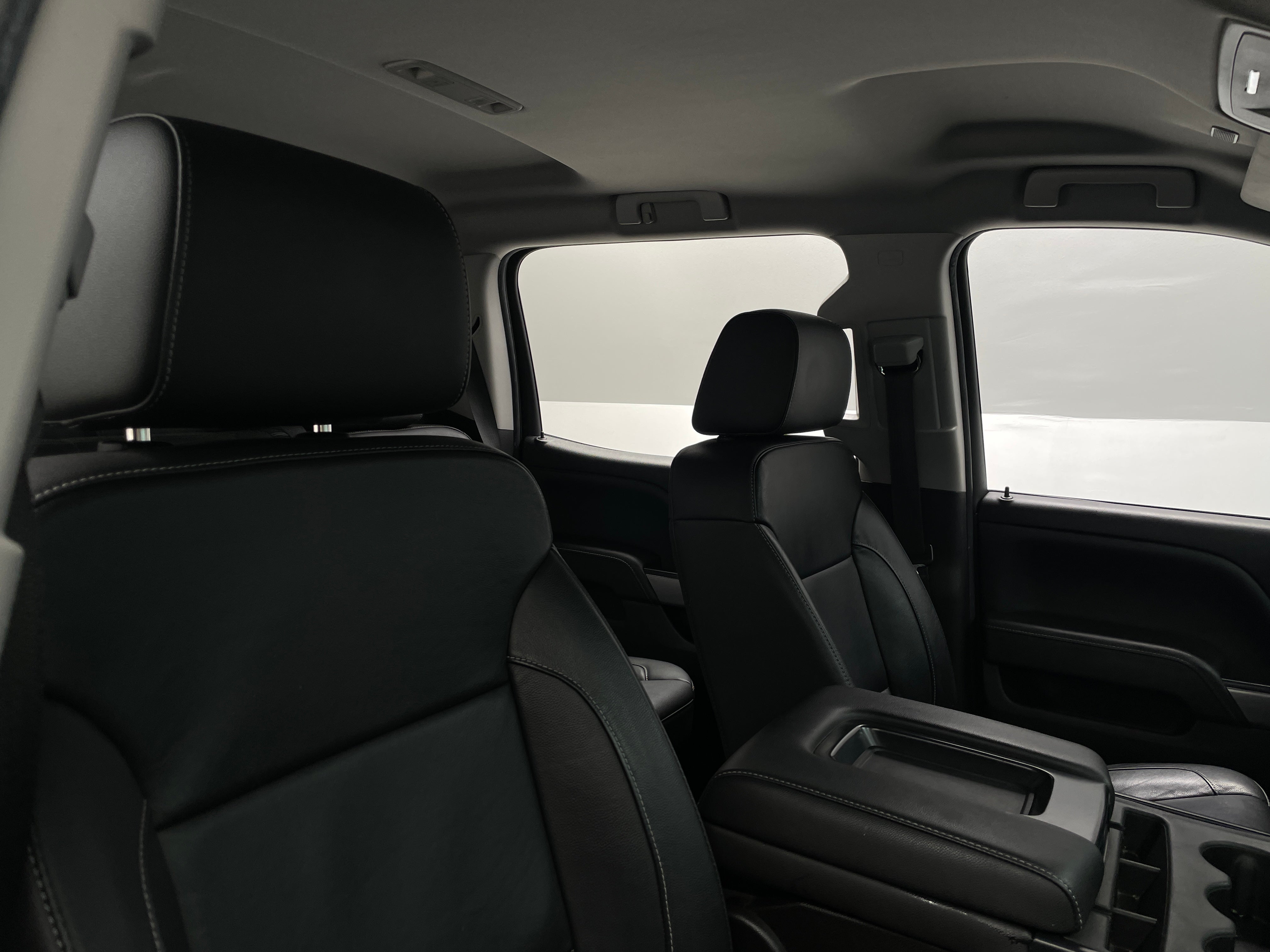 2018 Chevrolet Silverado 1500 LT 2