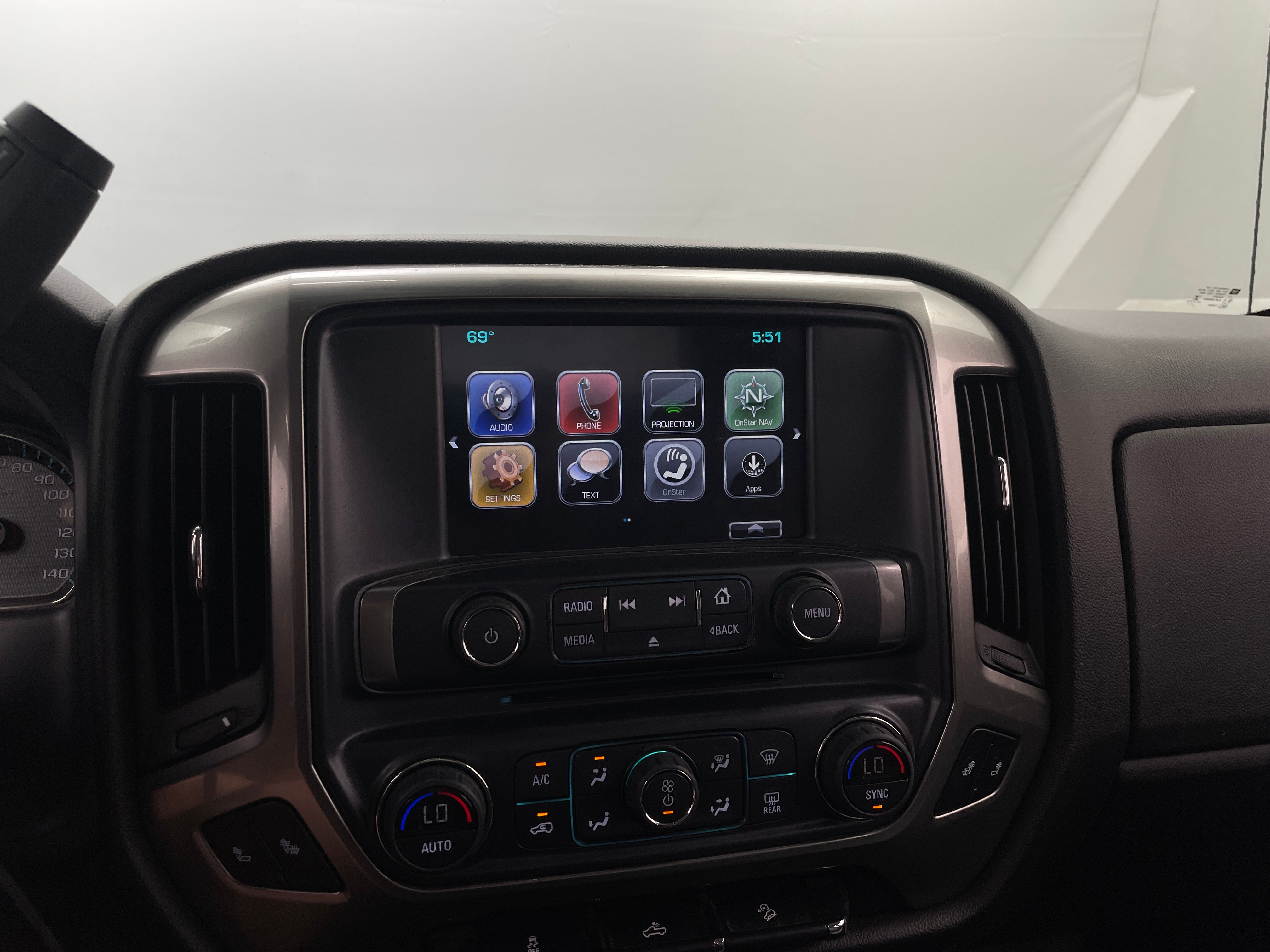2018 Chevrolet Silverado 1500 LT 4
