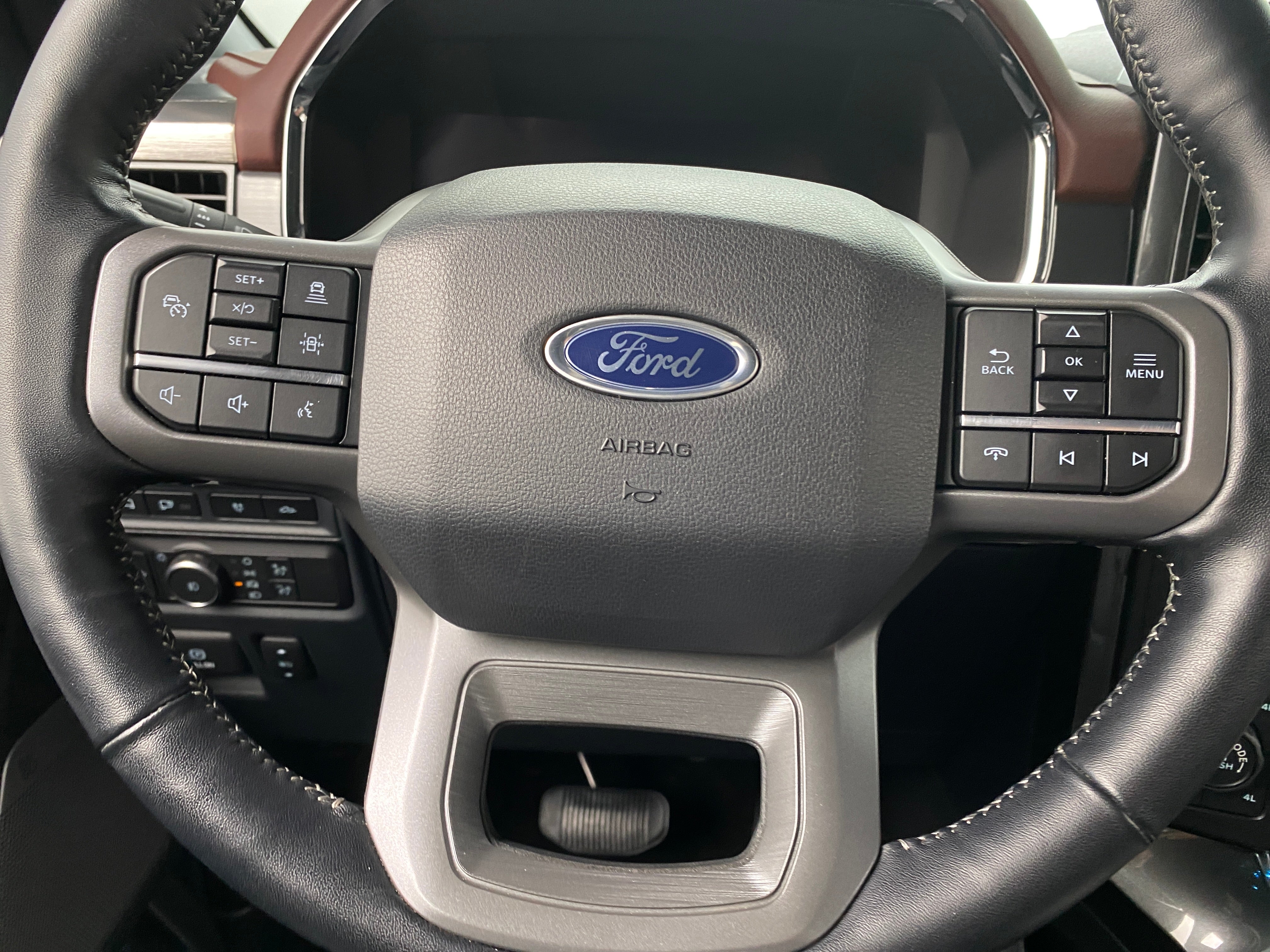2021 Ford Econoline E-150 4