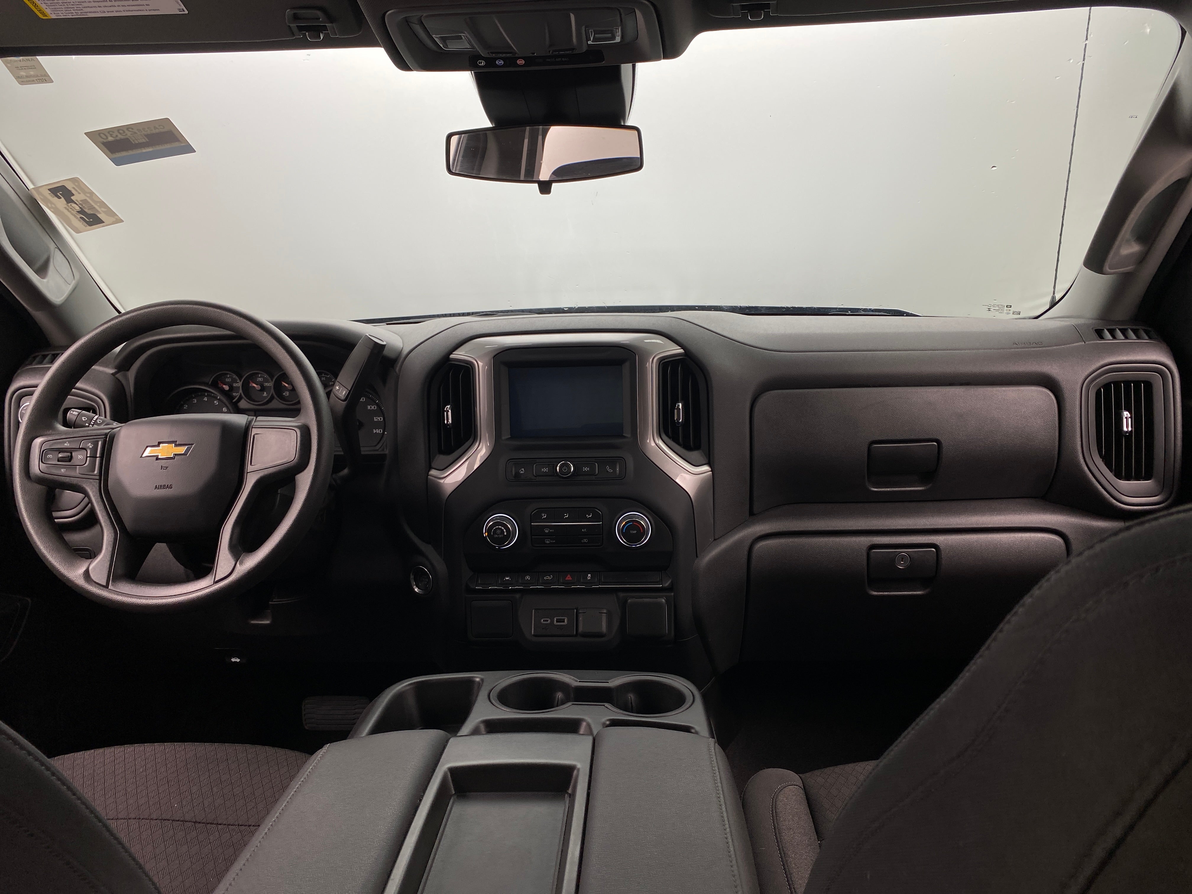 2024 Chevrolet Silverado 1500 Custom 3