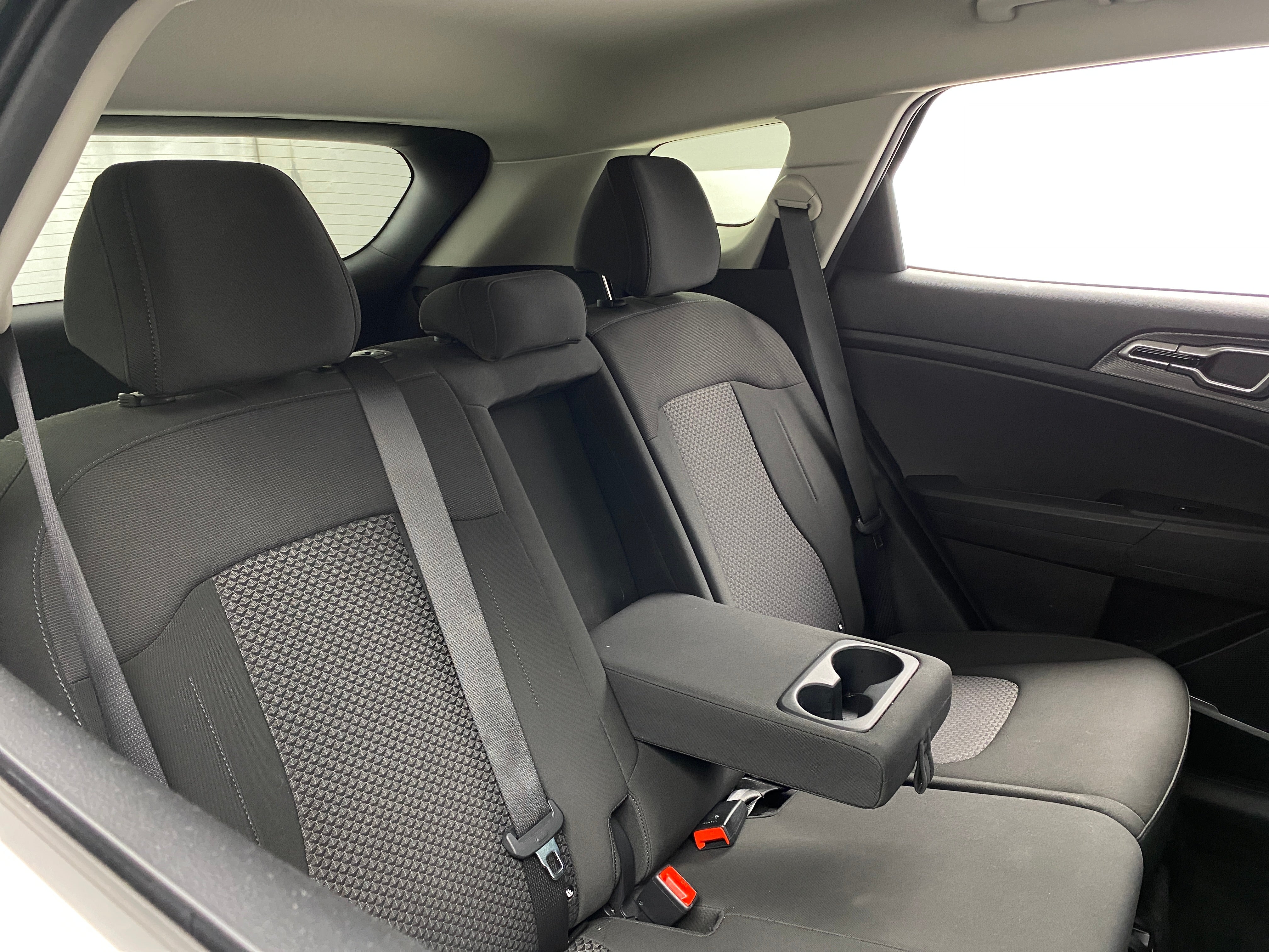 2024 Kia Sportage LX 6
