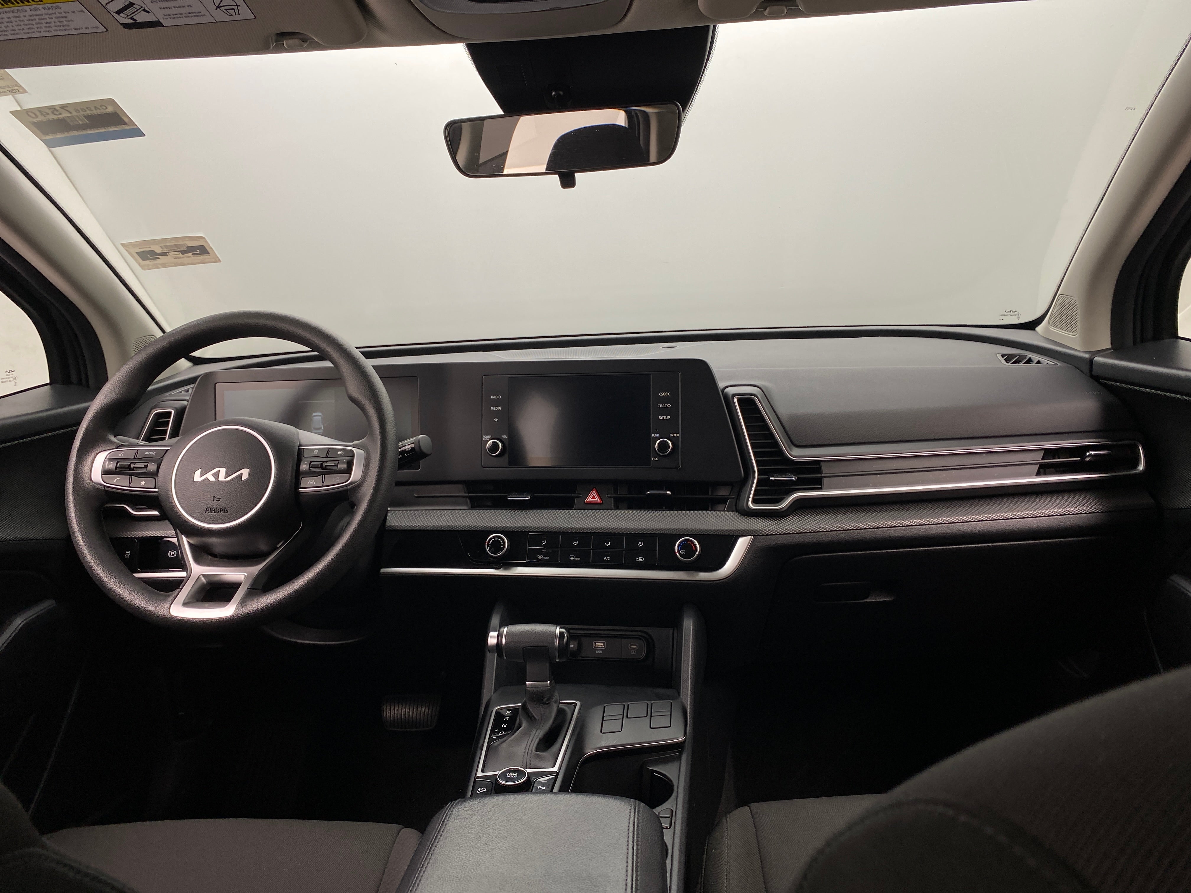 2024 Kia Sportage LX 3