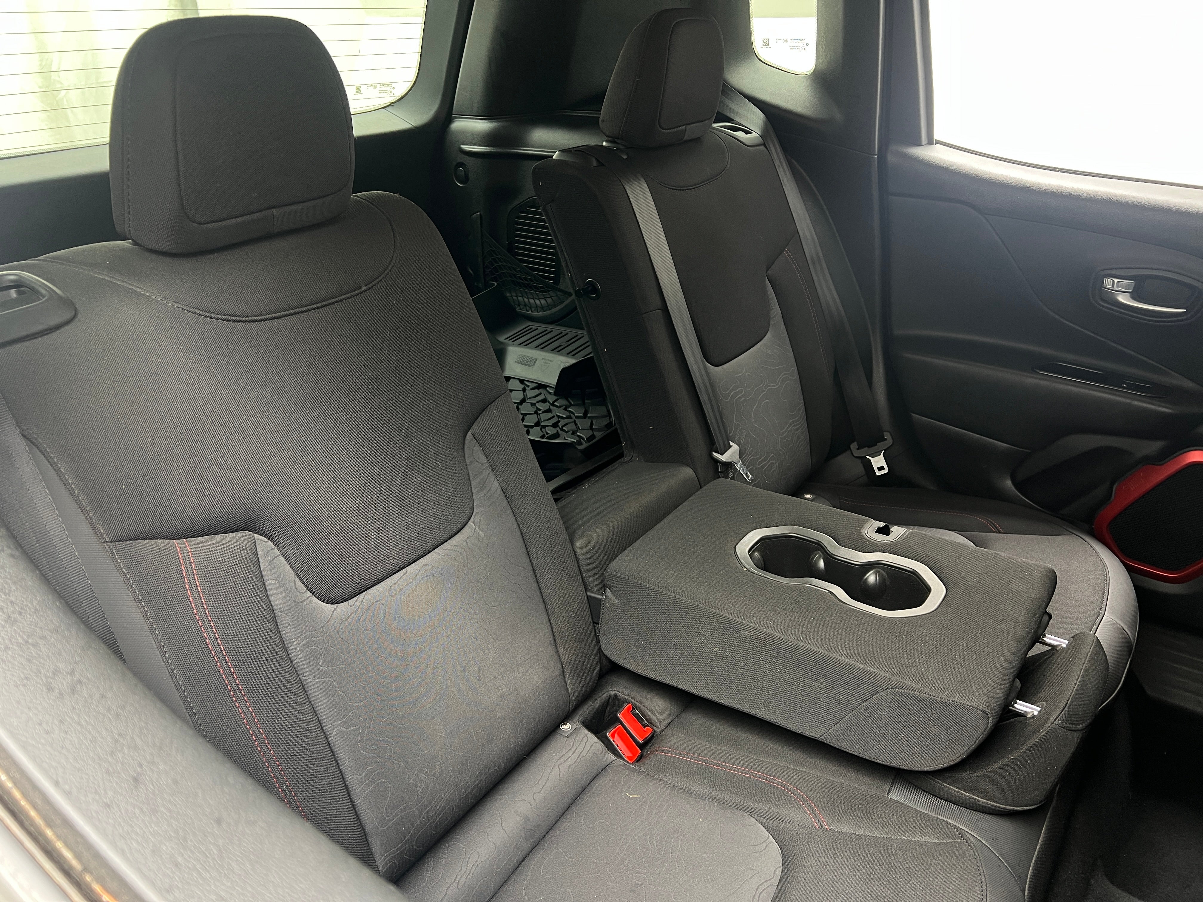 2016 Jeep Renegade Trailhawk 6