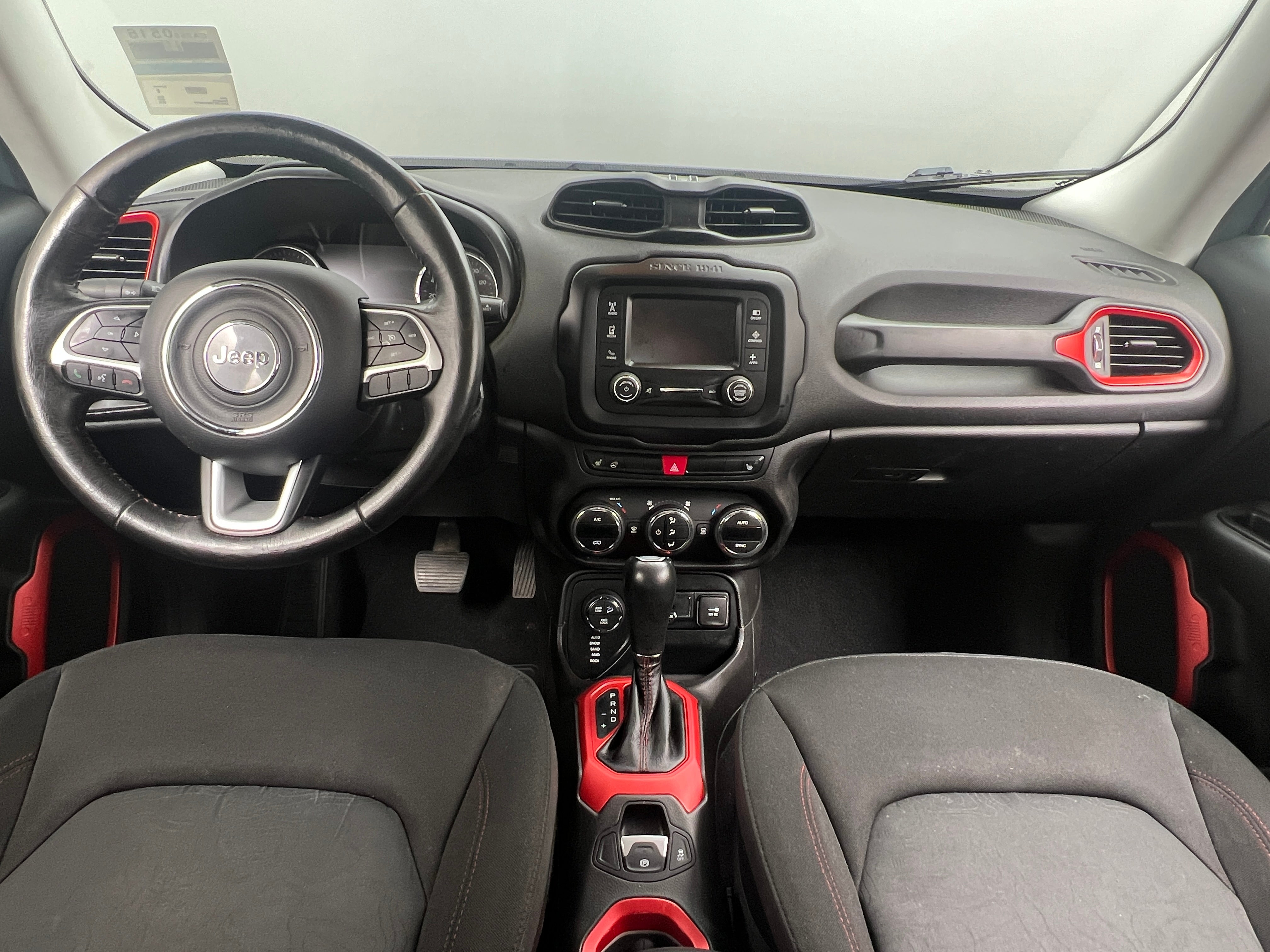 2016 Jeep Renegade Trailhawk 3