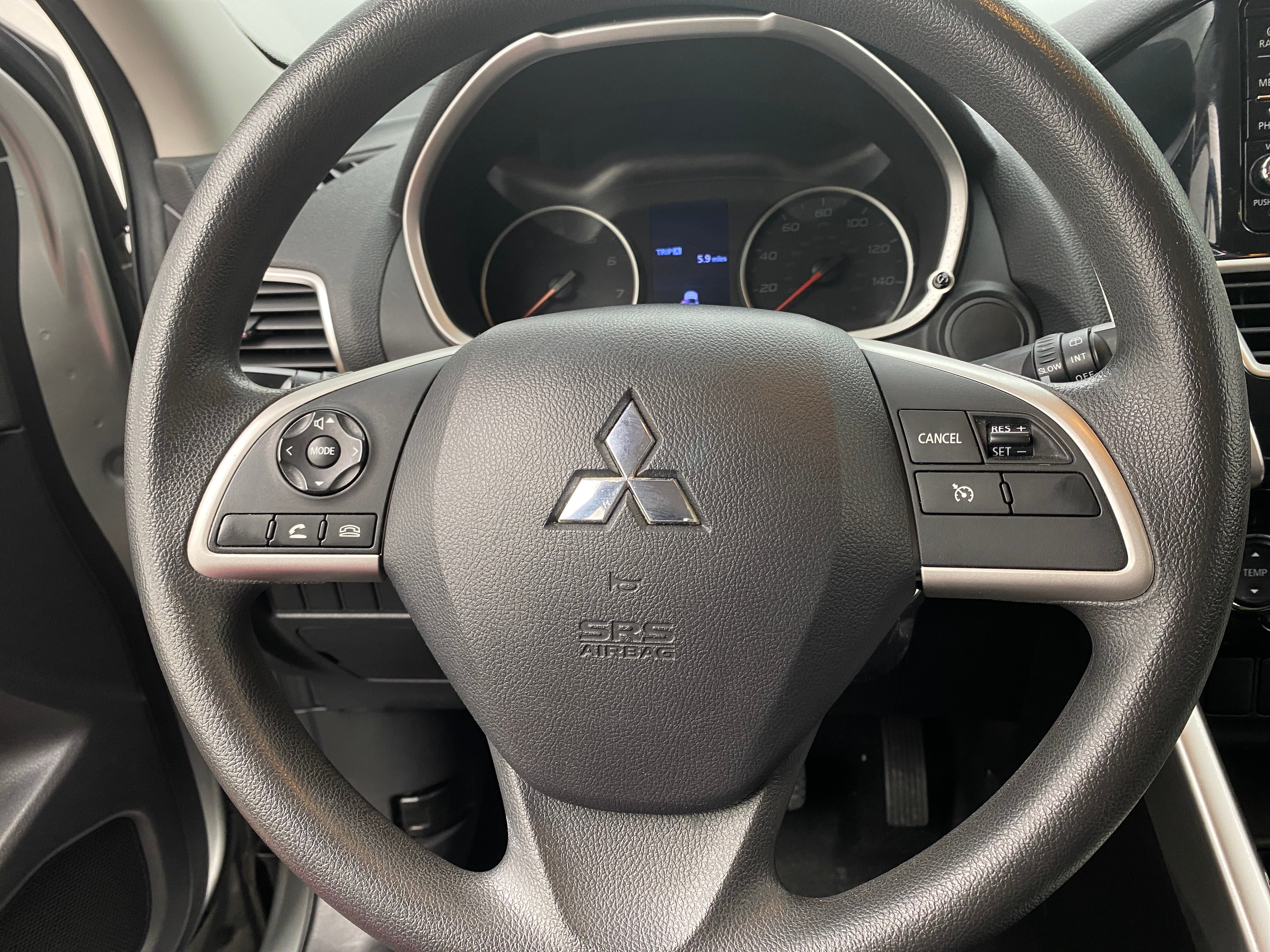 2020 Mitsubishi Eclipse Cross ES 5