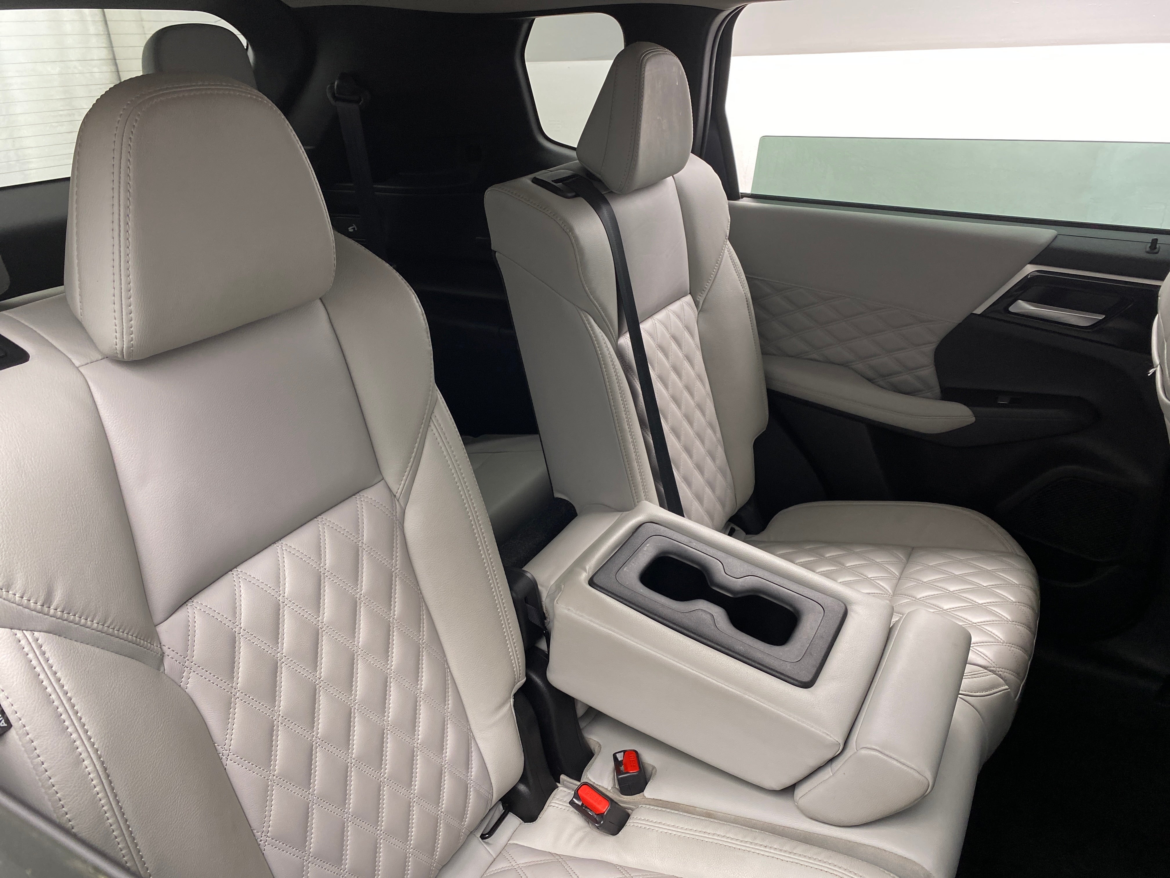 2022 Mitsubishi Outlander SEL 5