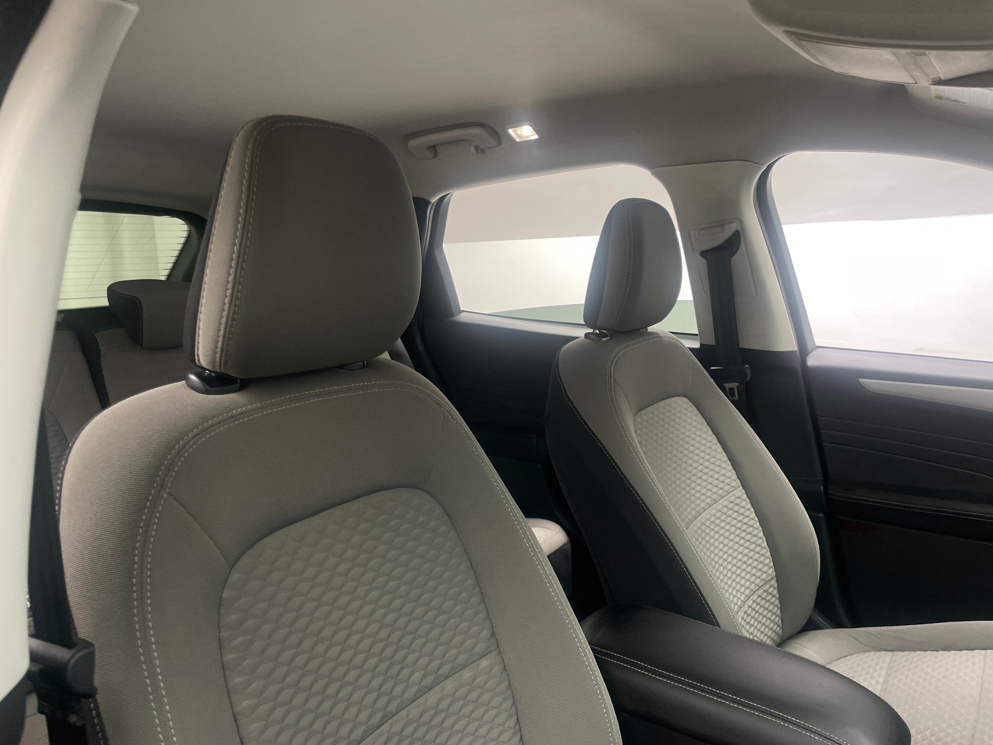 2021 Ford Escape SE Sport Hybrid 2