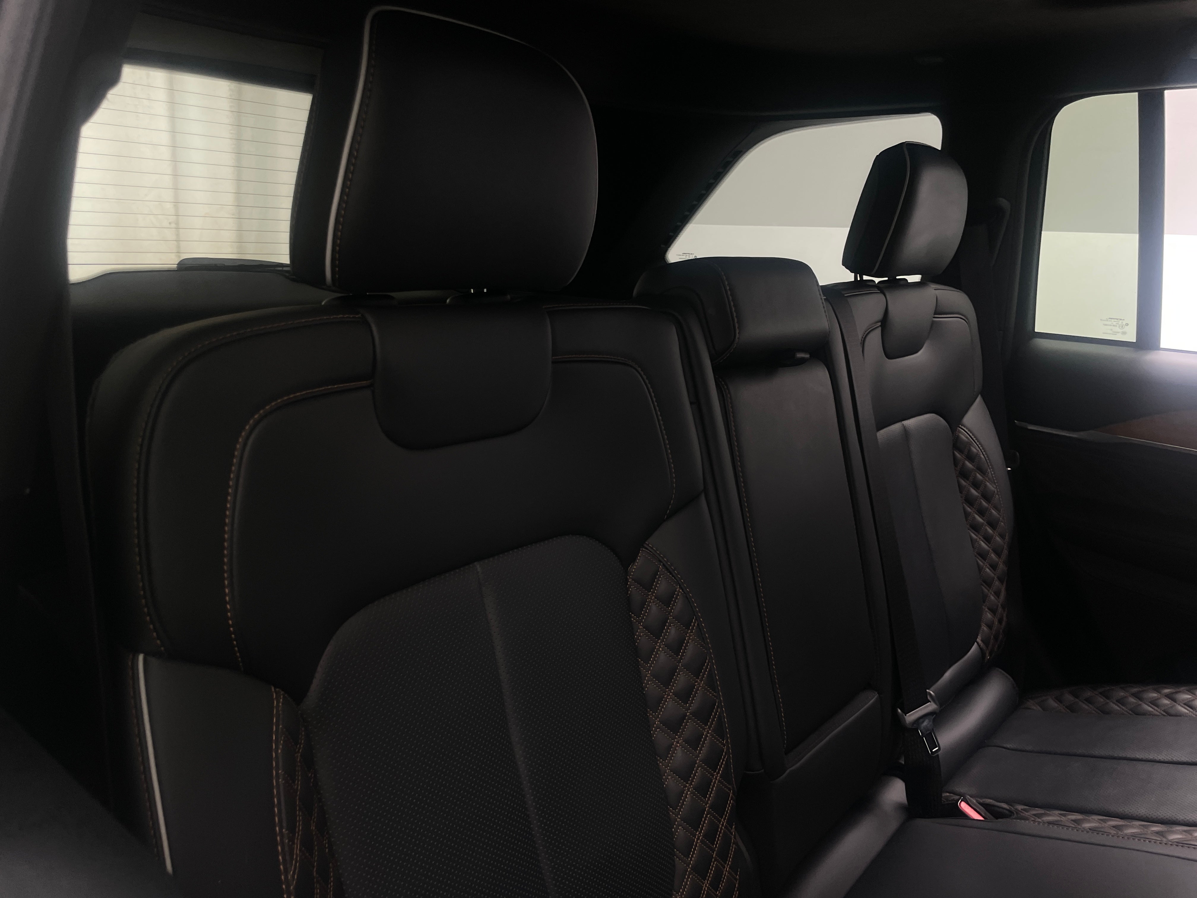 2022 Jeep Grand Cherokee Summit 5