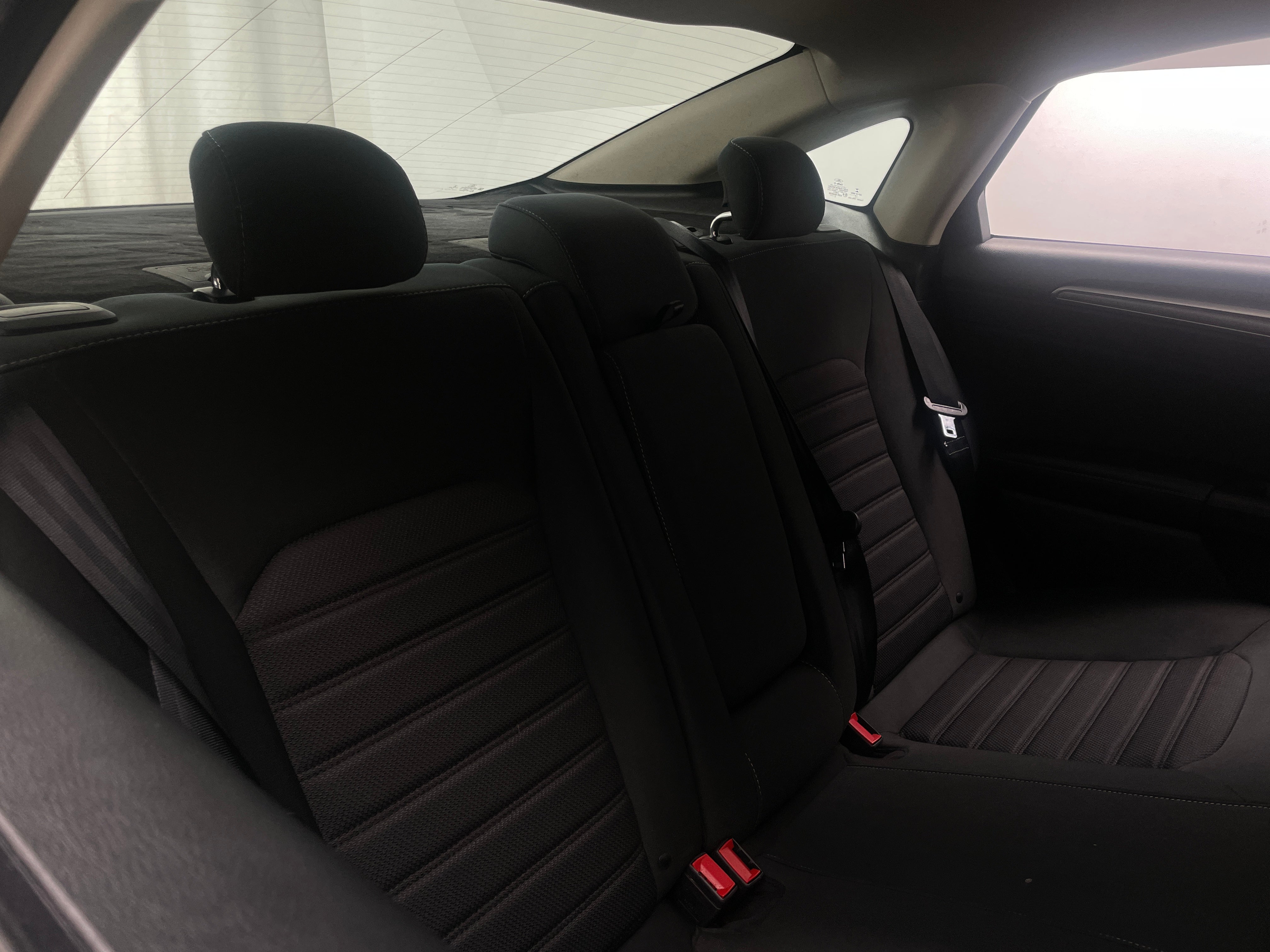 2020 Ford Fusion SE 6