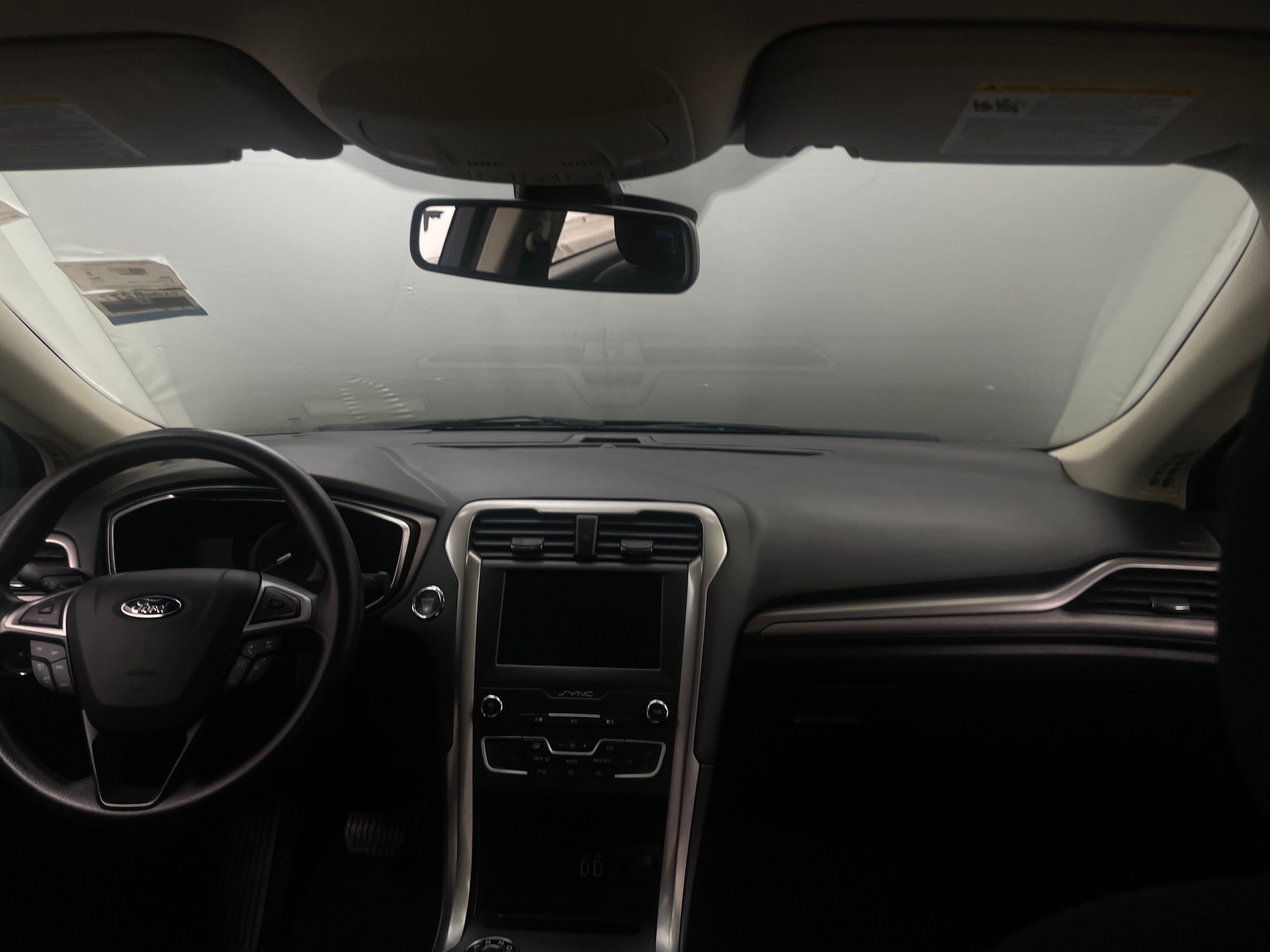 2020 Ford Fusion SE 3