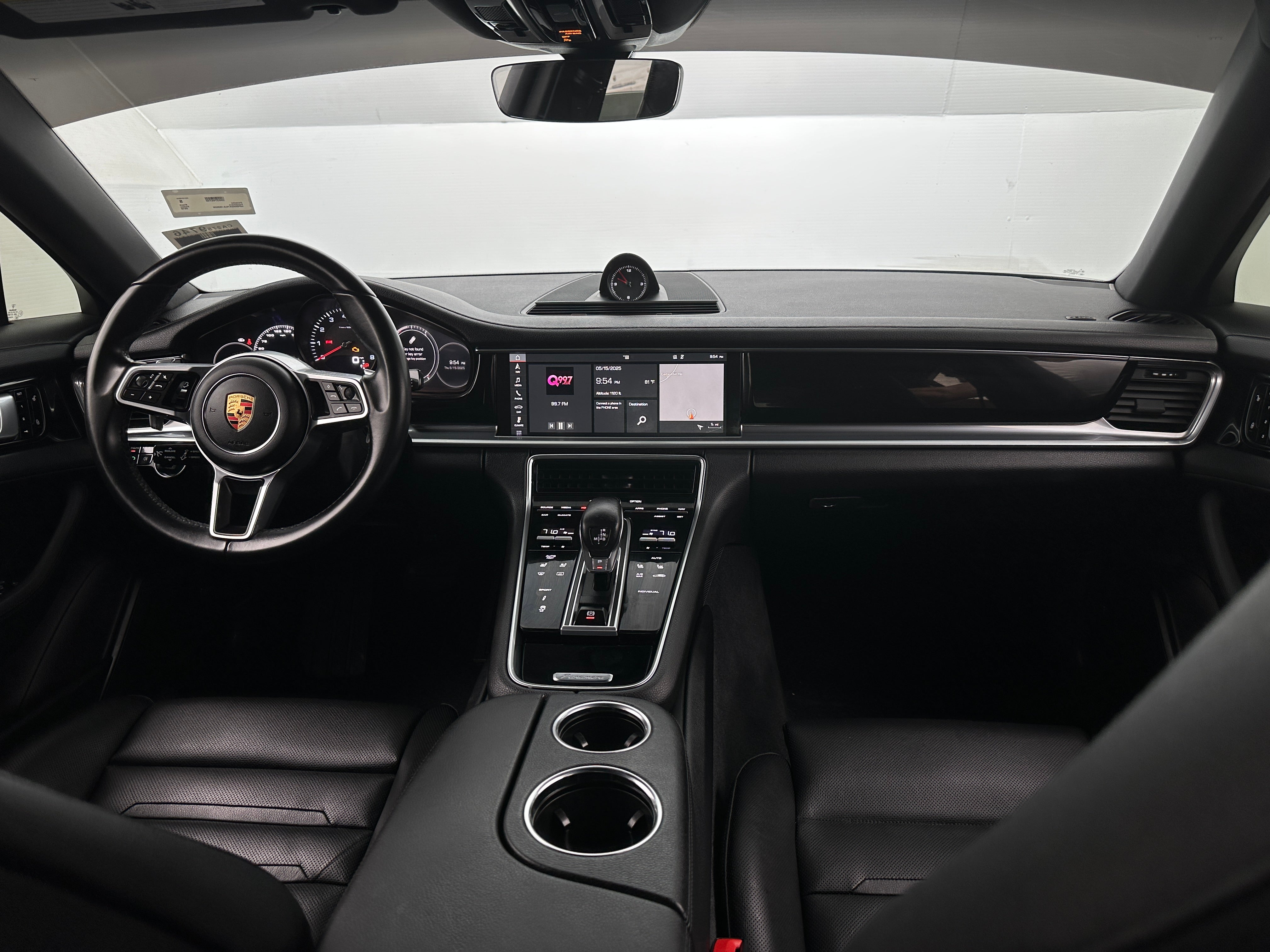 2018 Porsche Panamera Base 2